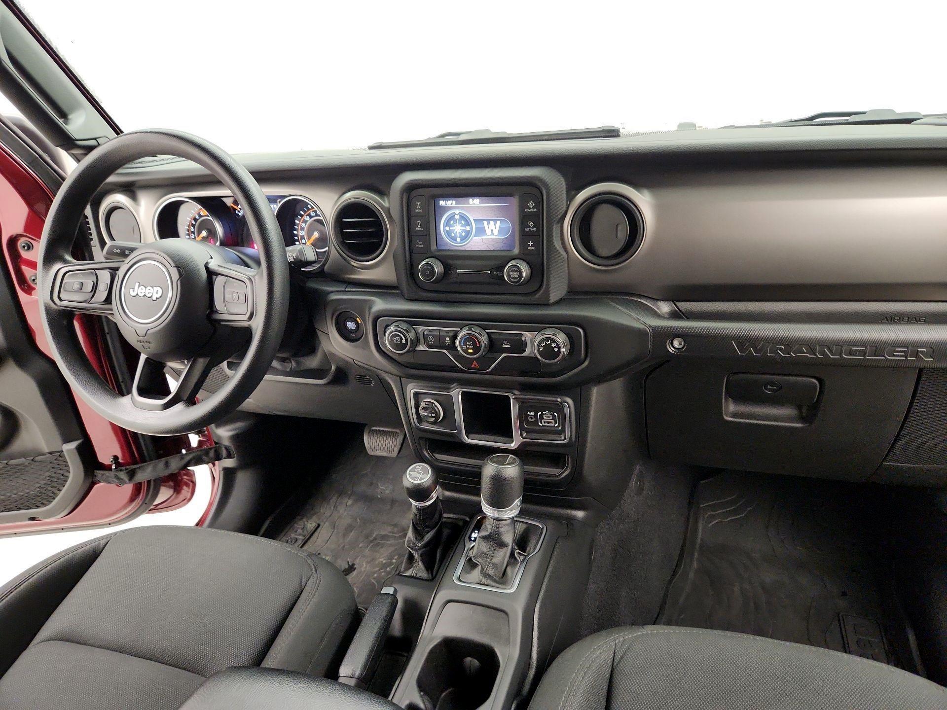 Thumbnail: 2021 Jeep Wrangler - 9