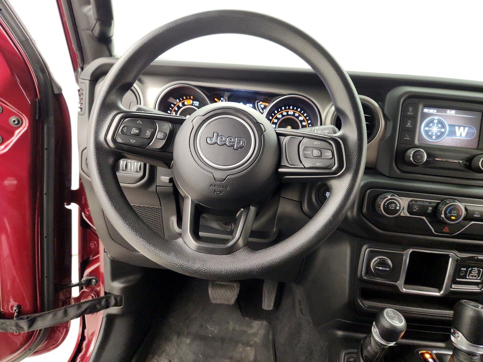Thumbnail: 2021 Jeep Wrangler - 10