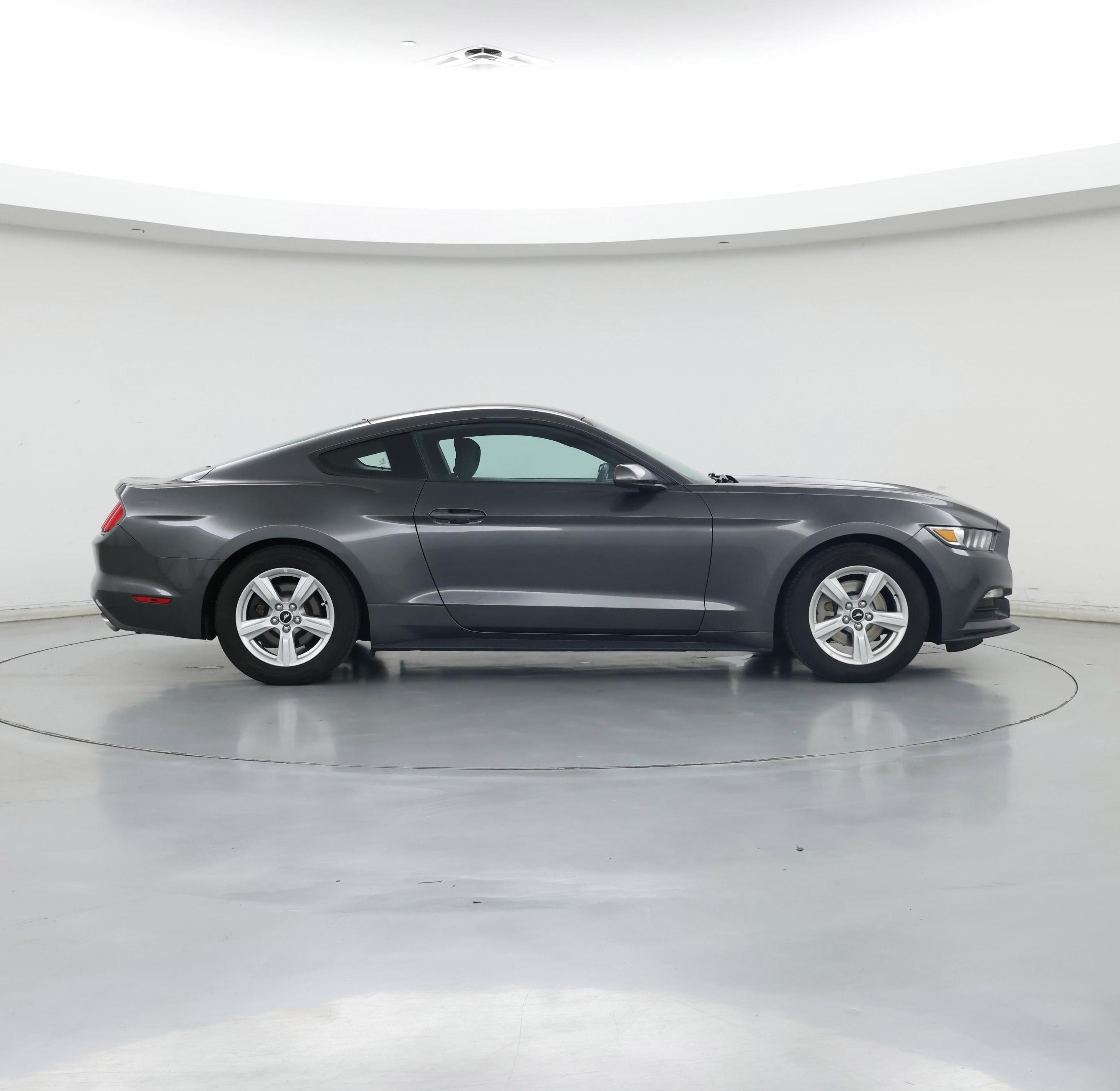 Thumbnail: 2017 Ford Mustang - 7
