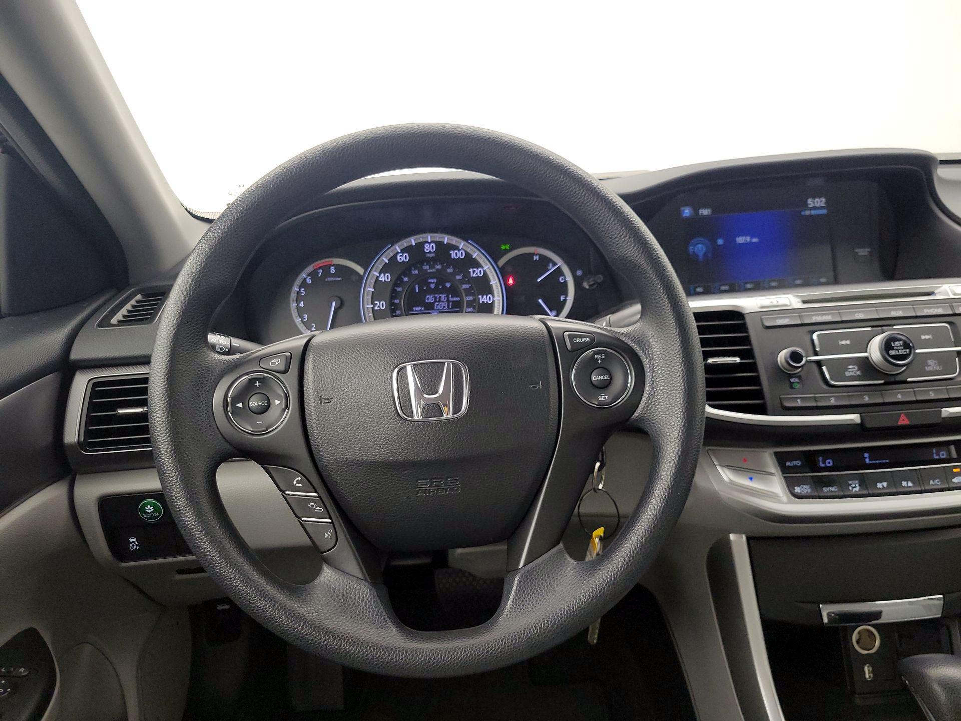 Thumbnail: 2015 Honda Accord - 10
