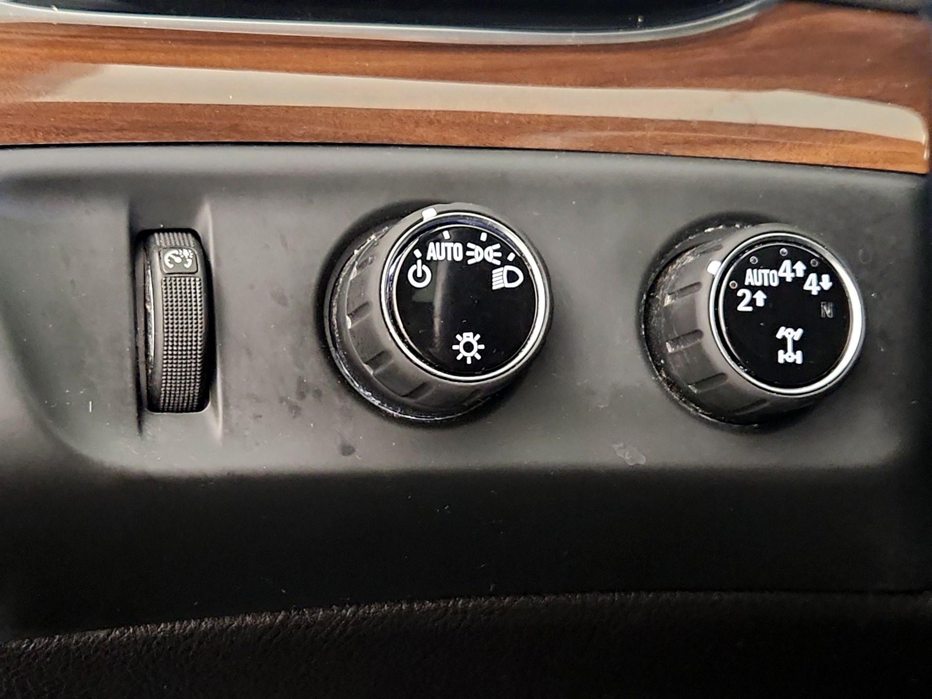 Thumbnail: 2019 Cadillac Escalade - 13