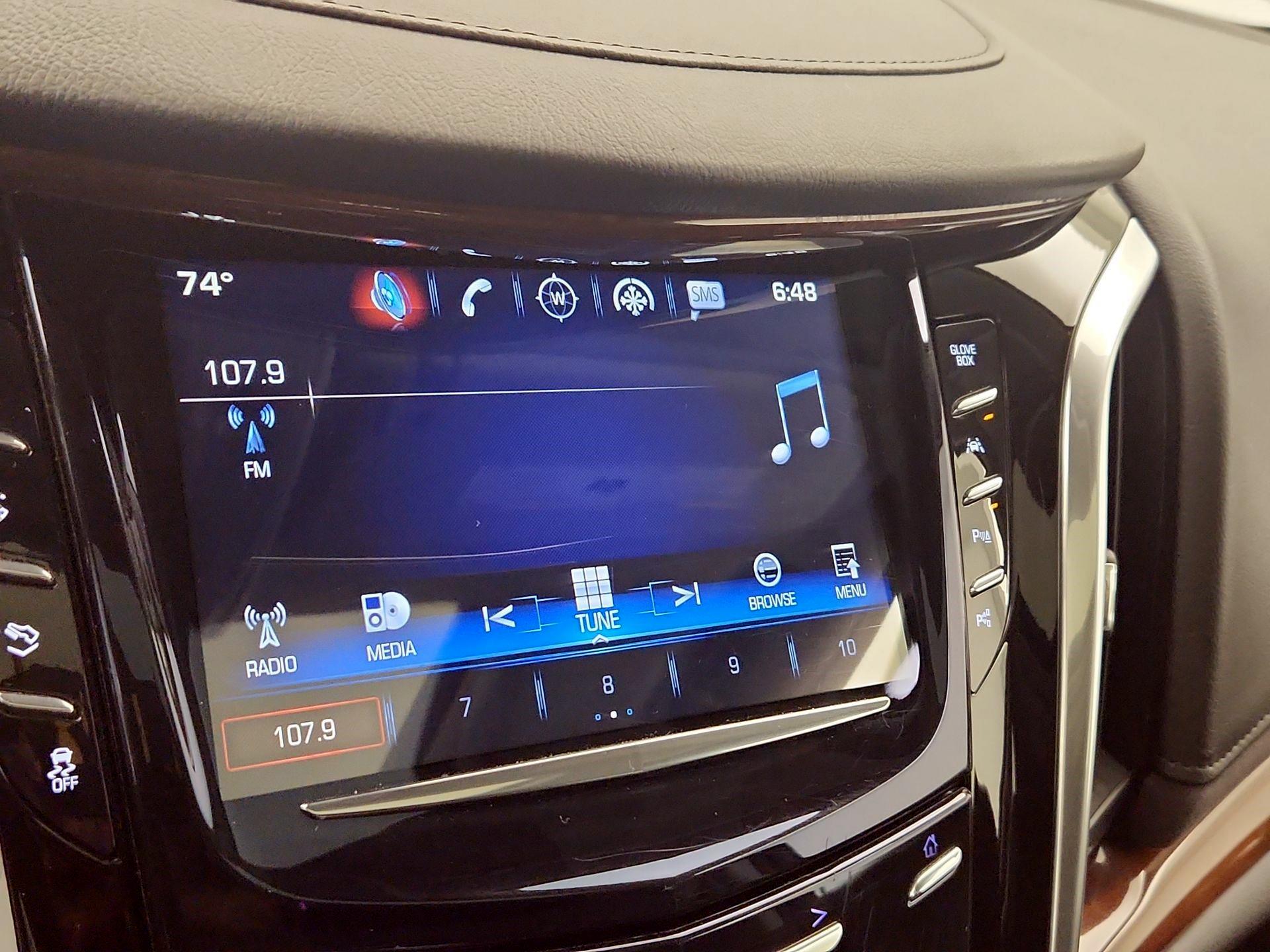 Thumbnail: 2019 Cadillac Escalade - 16