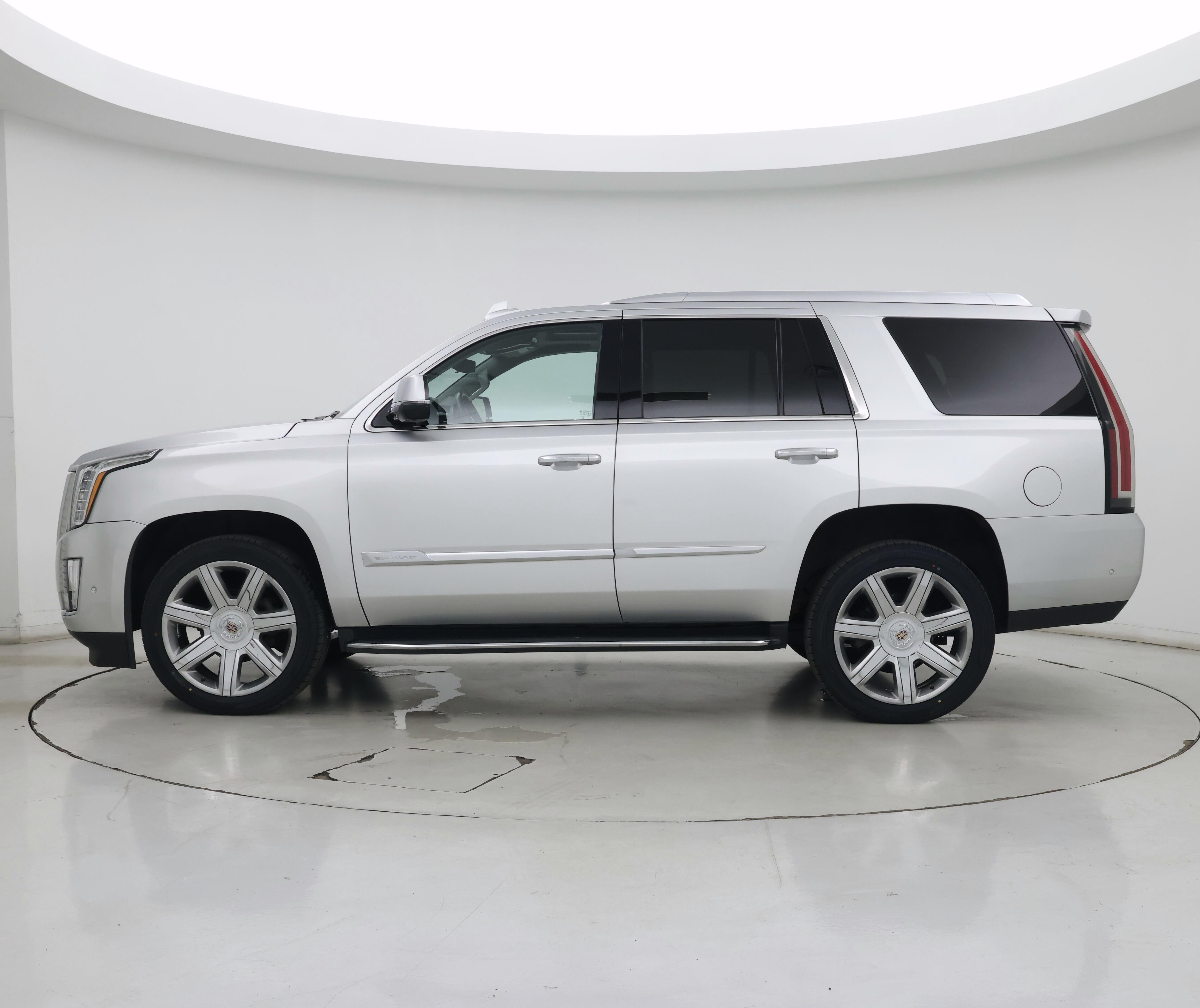 Thumbnail: 2019 Cadillac Escalade - 3