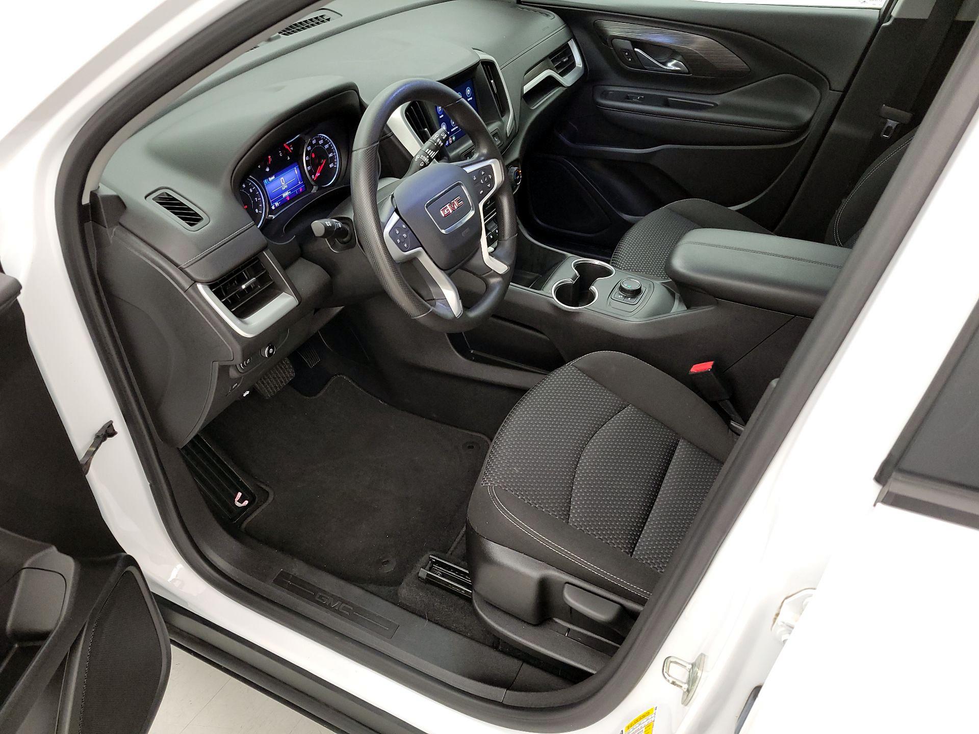 Thumbnail: 2022 GMC Terrain - 11