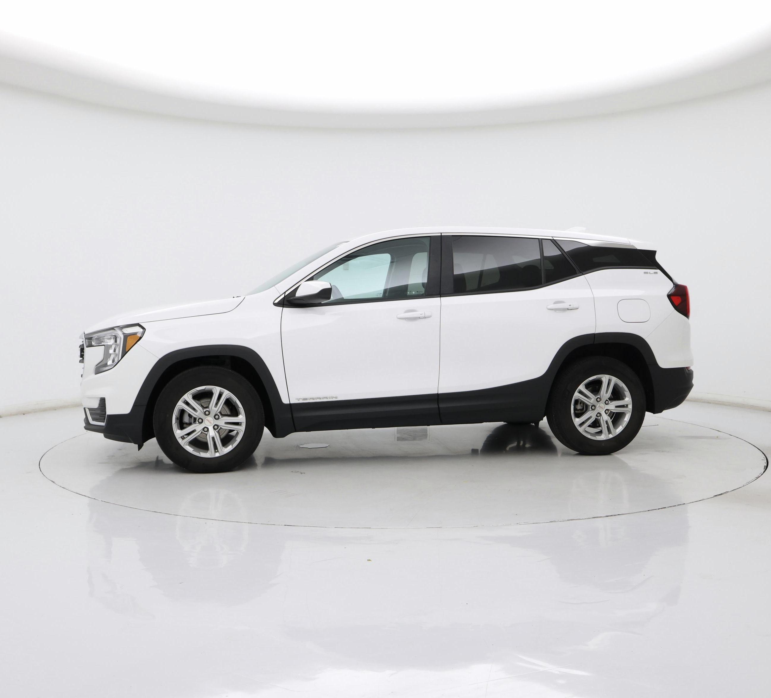 Thumbnail: 2022 GMC Terrain - 3