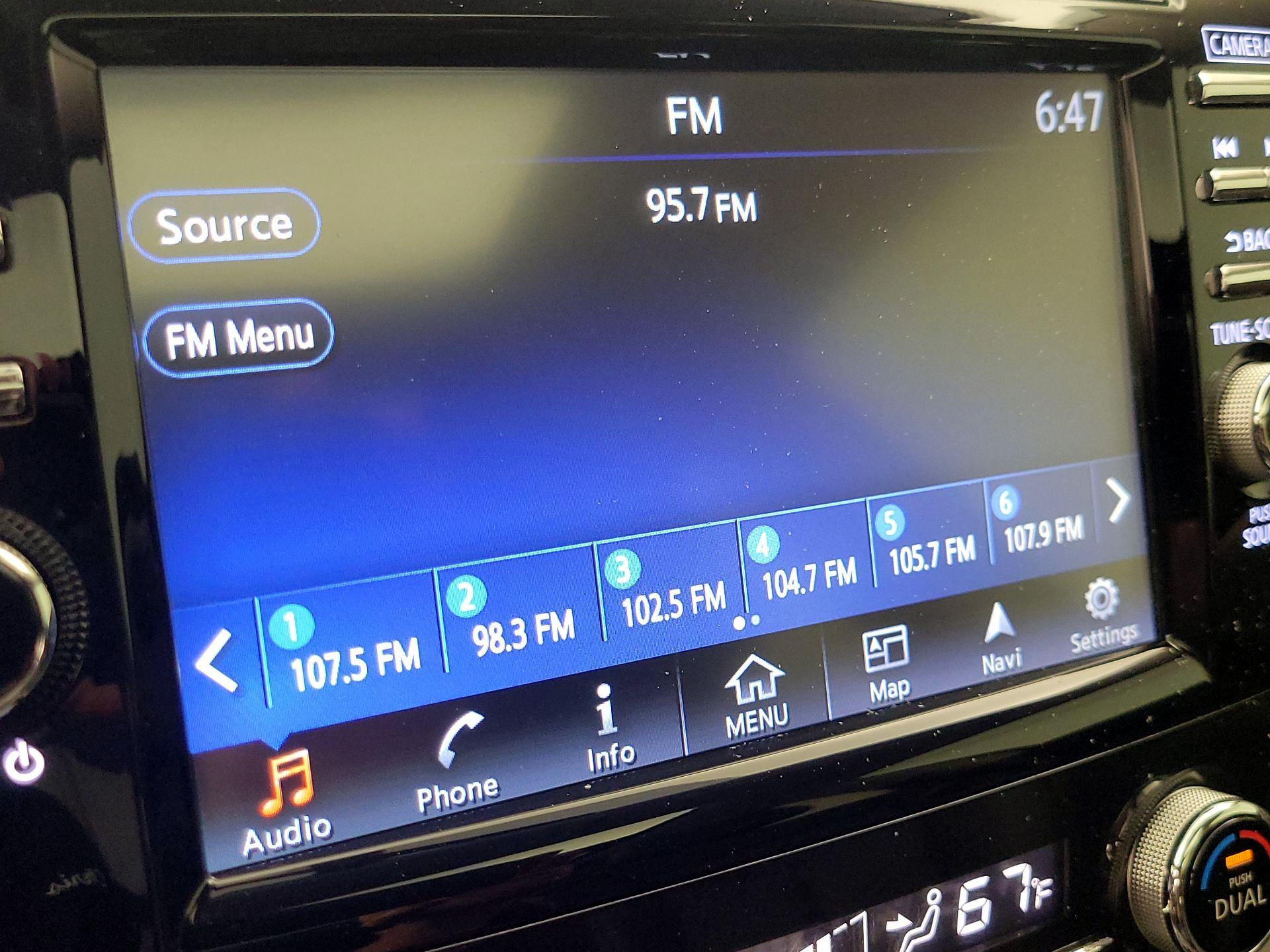 Thumbnail: 2017 Nissan Murano - 16