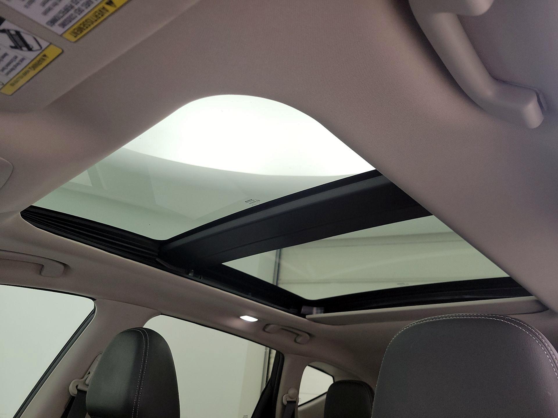 Thumbnail: 2017 Nissan Murano - 20