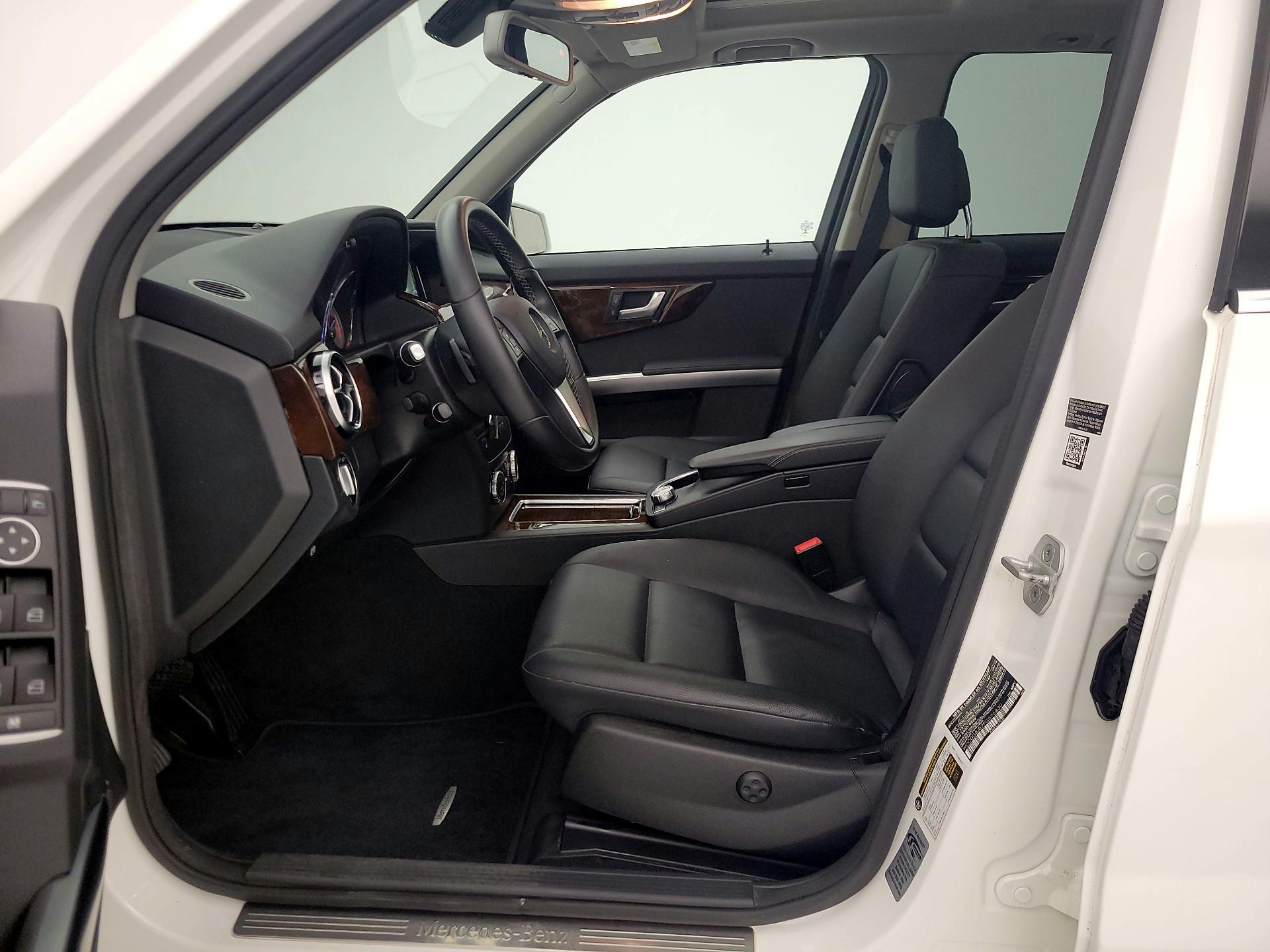 Thumbnail: 2015 Mercedes-Benz GLK - 11