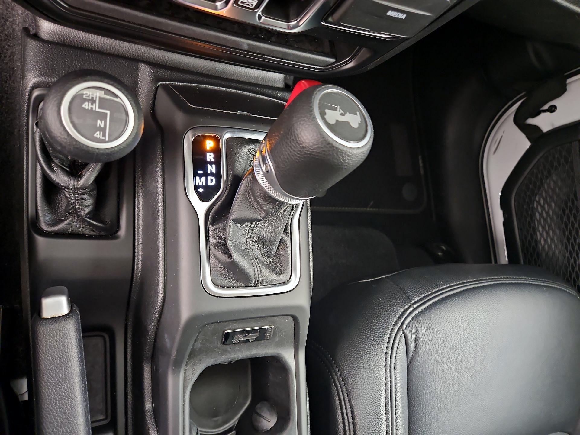 Thumbnail: 2021 Jeep Wrangler - 18