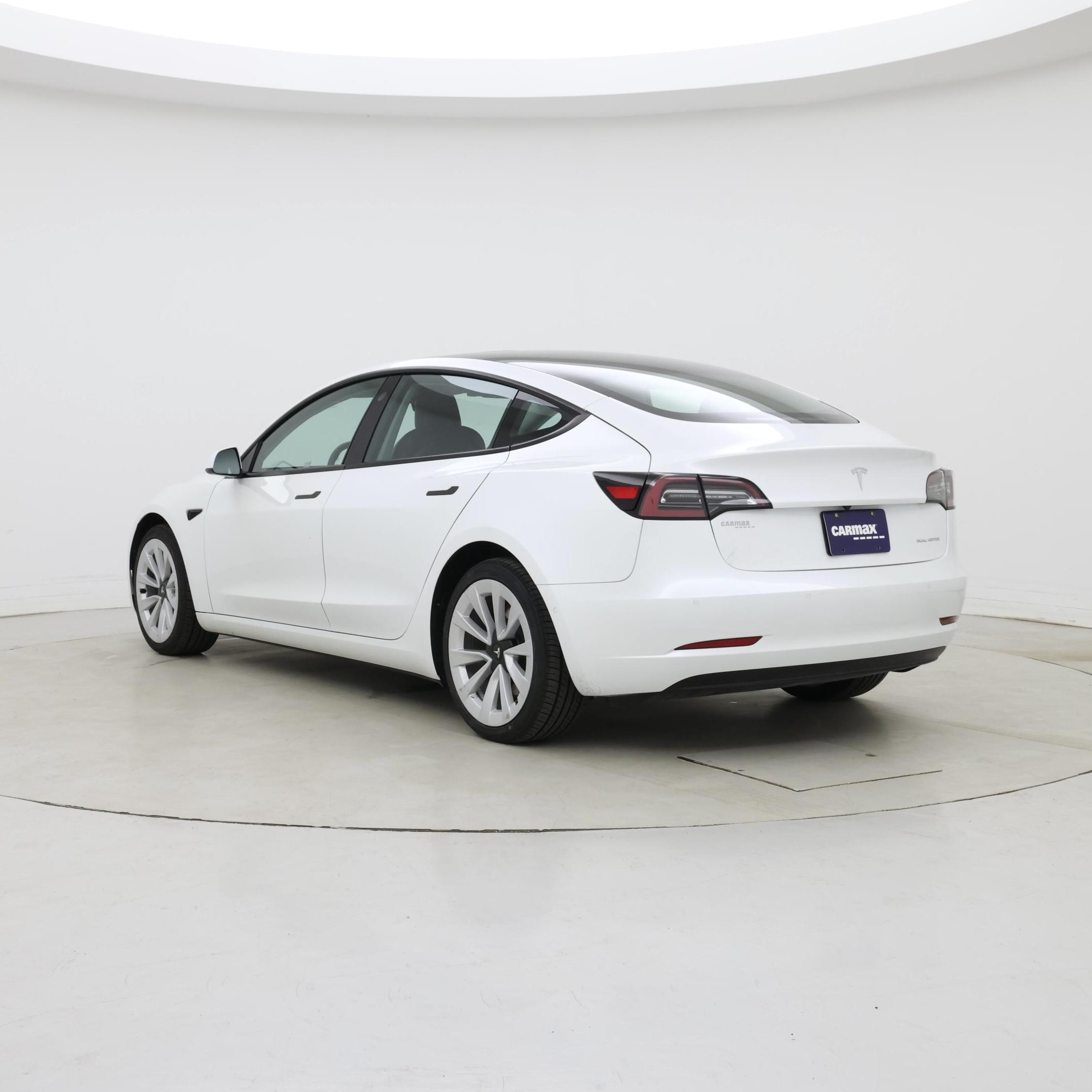 Thumbnail: 2022 Tesla Model 3 - 2