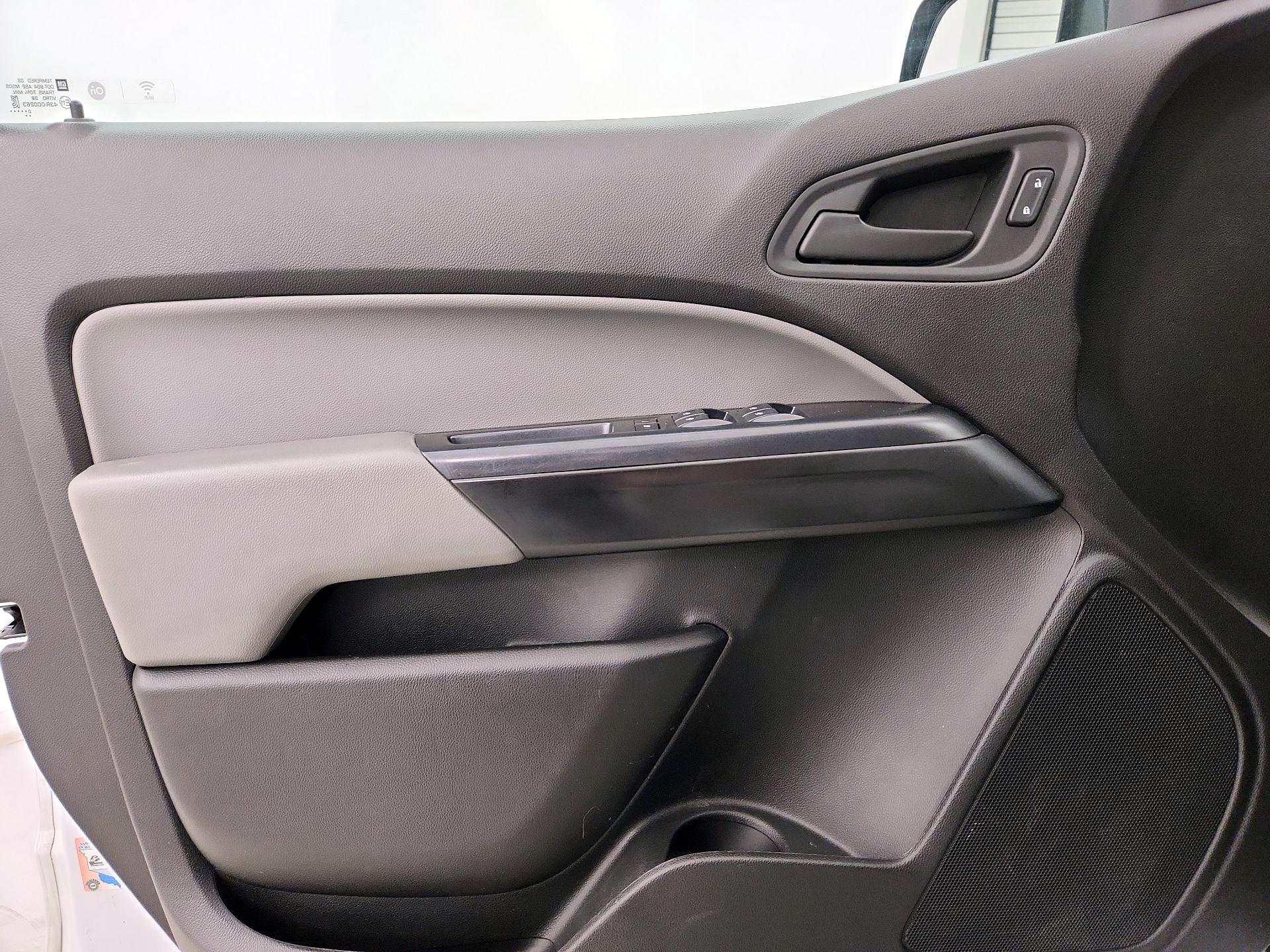 Thumbnail: 2021 Chevrolet Colorado - 12