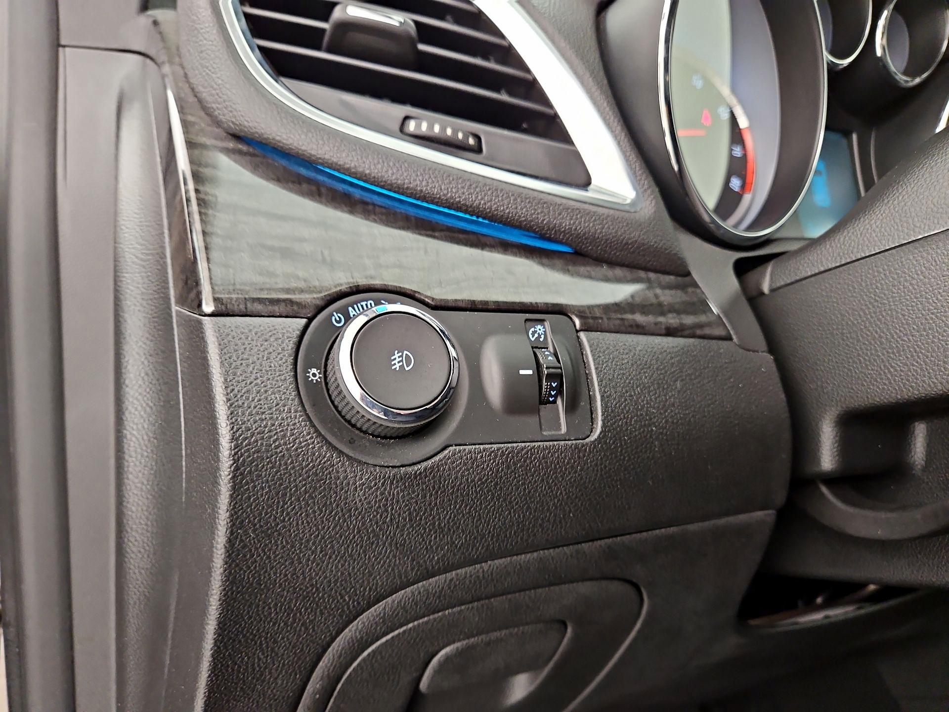 Thumbnail: 2015 Buick Encore - 13