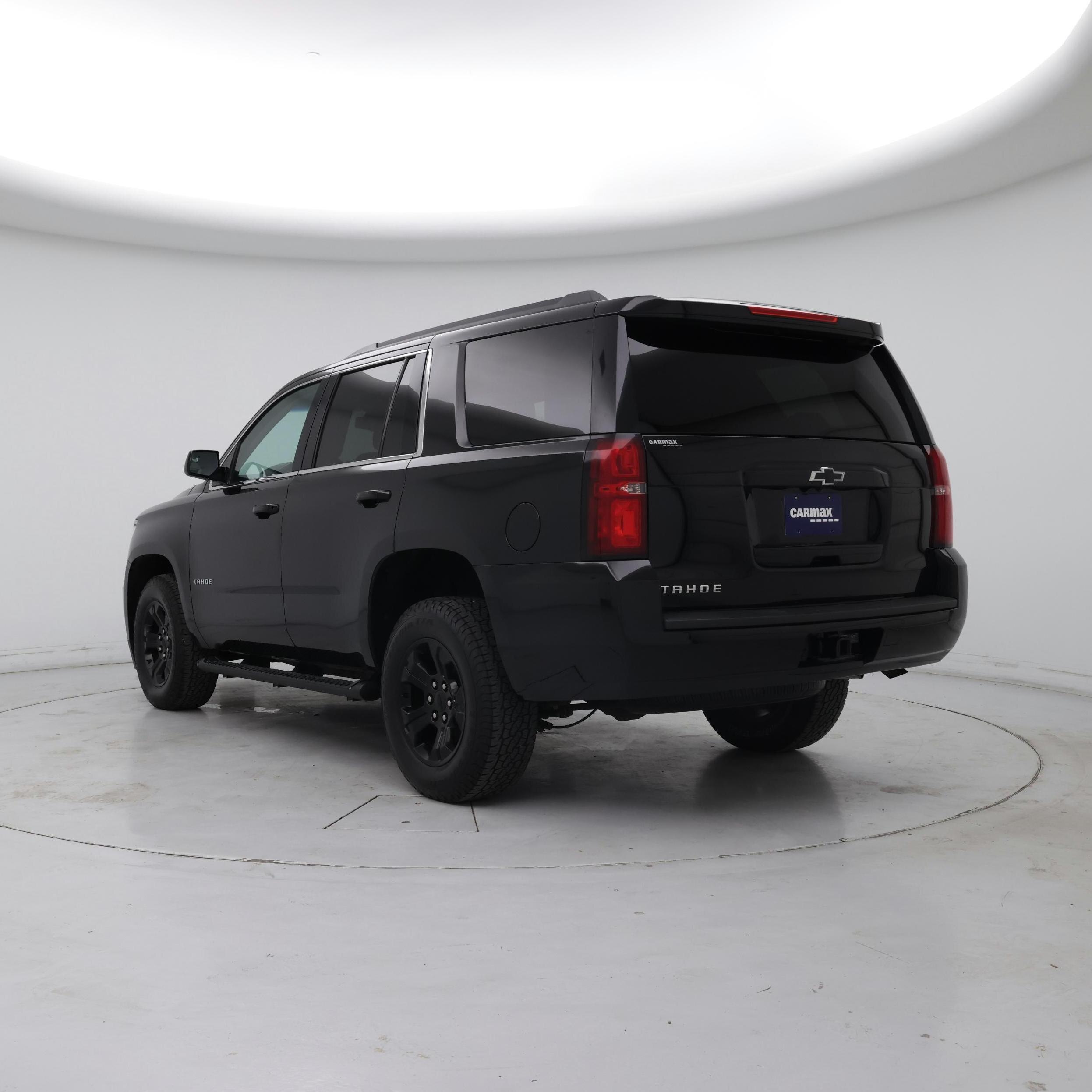Thumbnail: 2020 Chevrolet Tahoe - 2