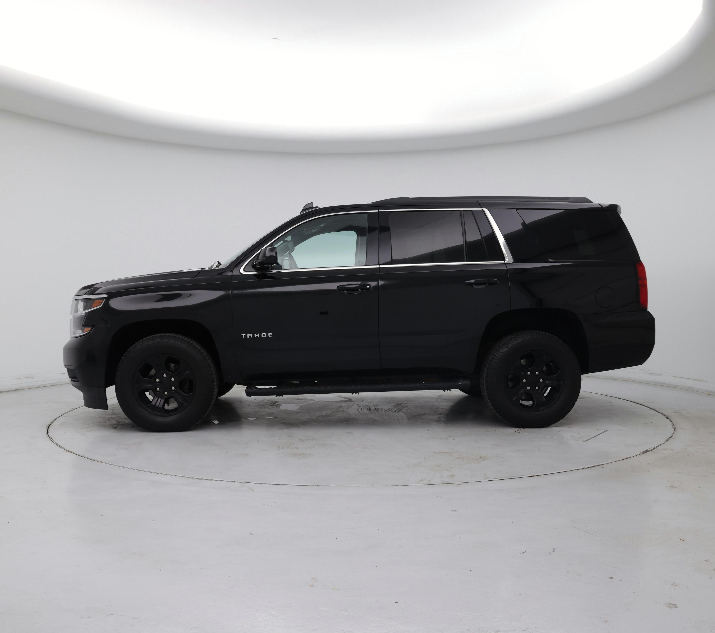 Thumbnail: 2020 Chevrolet Tahoe - 3