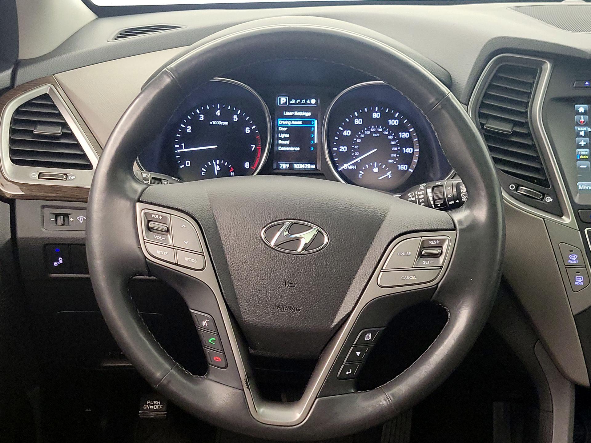 Thumbnail: 2017 Hyundai Santa Fe - 10