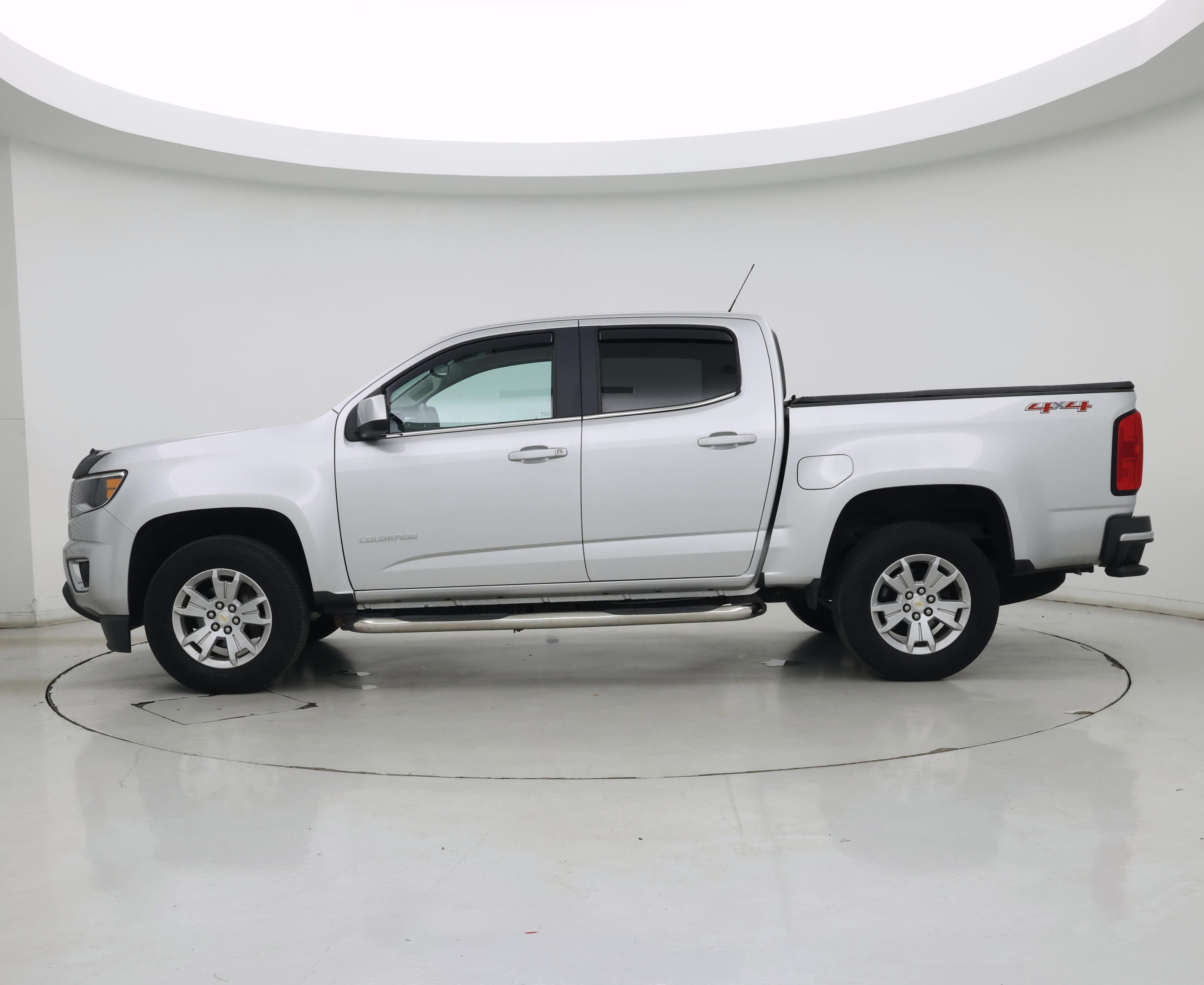 Thumbnail: 2020 Chevrolet Colorado - 3