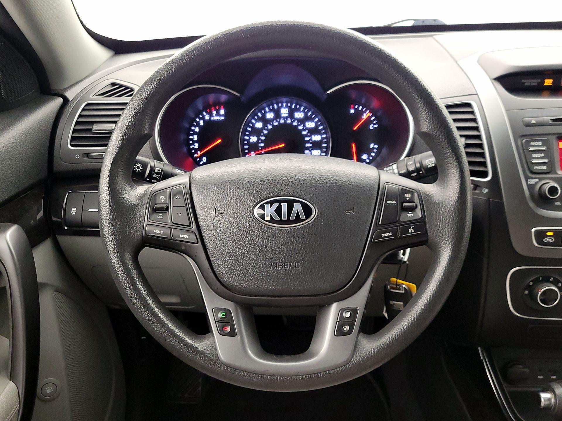 Thumbnail: 2014 Kia Sorento - 10