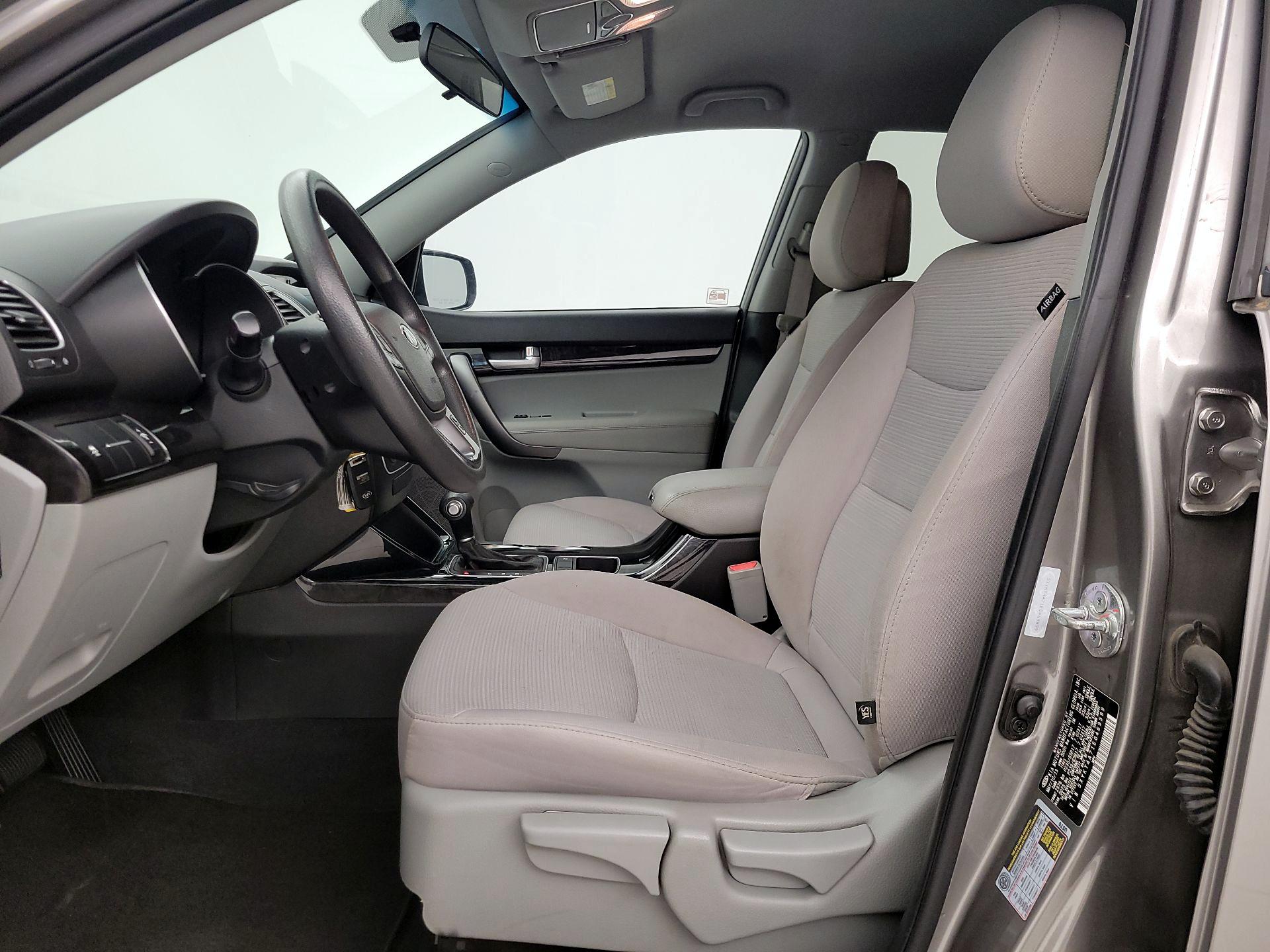 Thumbnail: 2014 Kia Sorento - 11