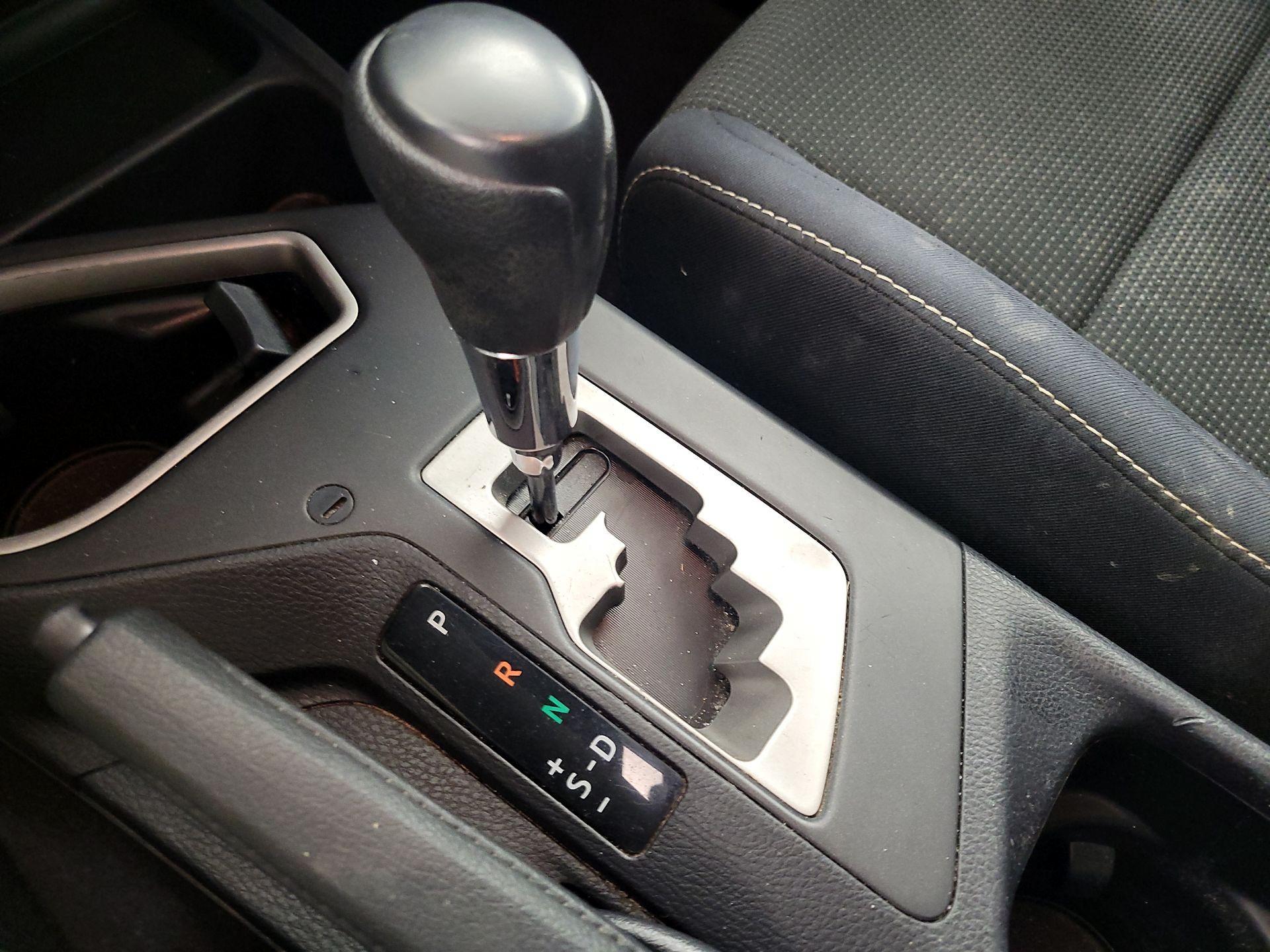 Thumbnail: 2016 Toyota RAV4 - 17