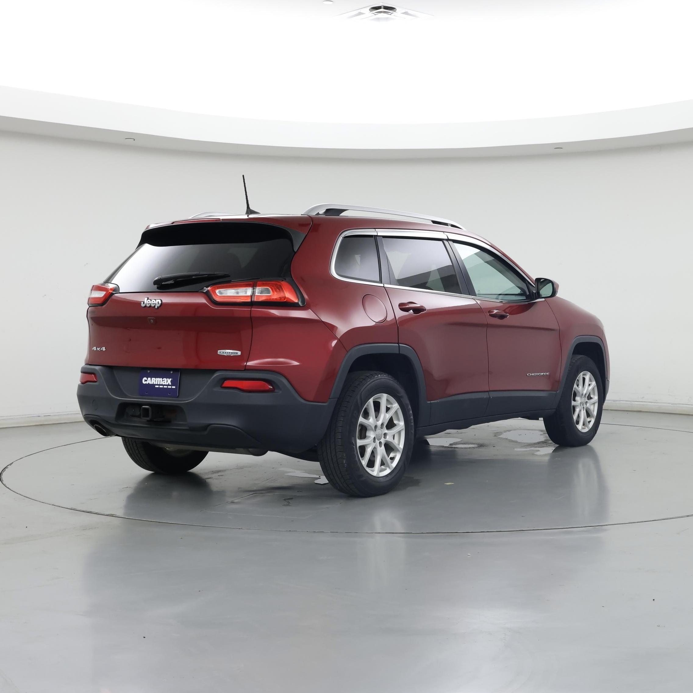 Thumbnail: 2016 Jeep Cherokee - 8