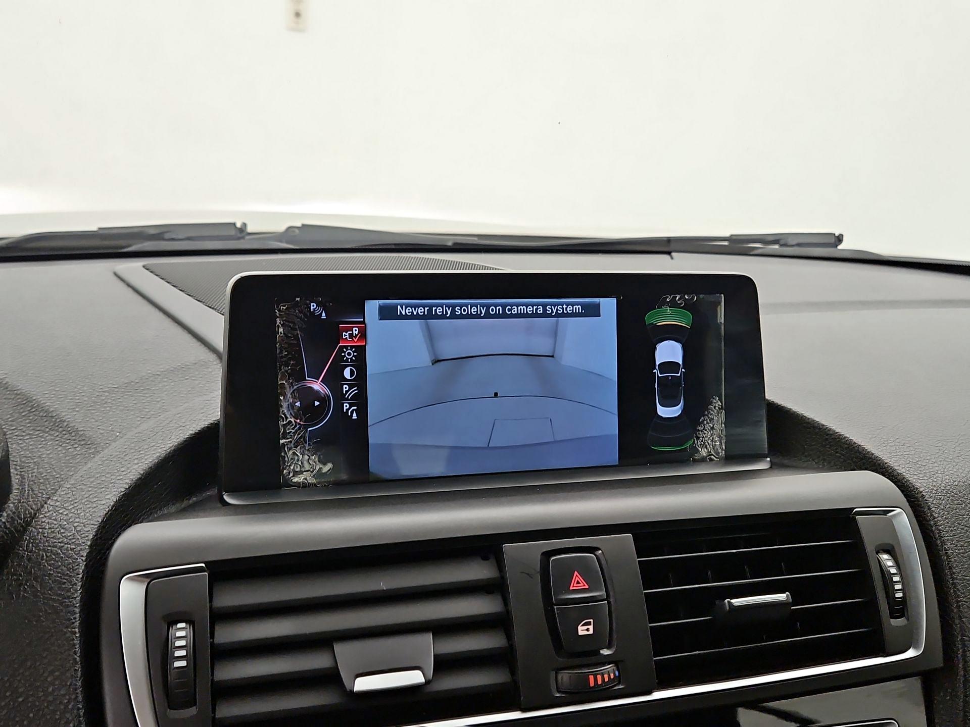 Thumbnail: 2015 BMW 2 Series - 15