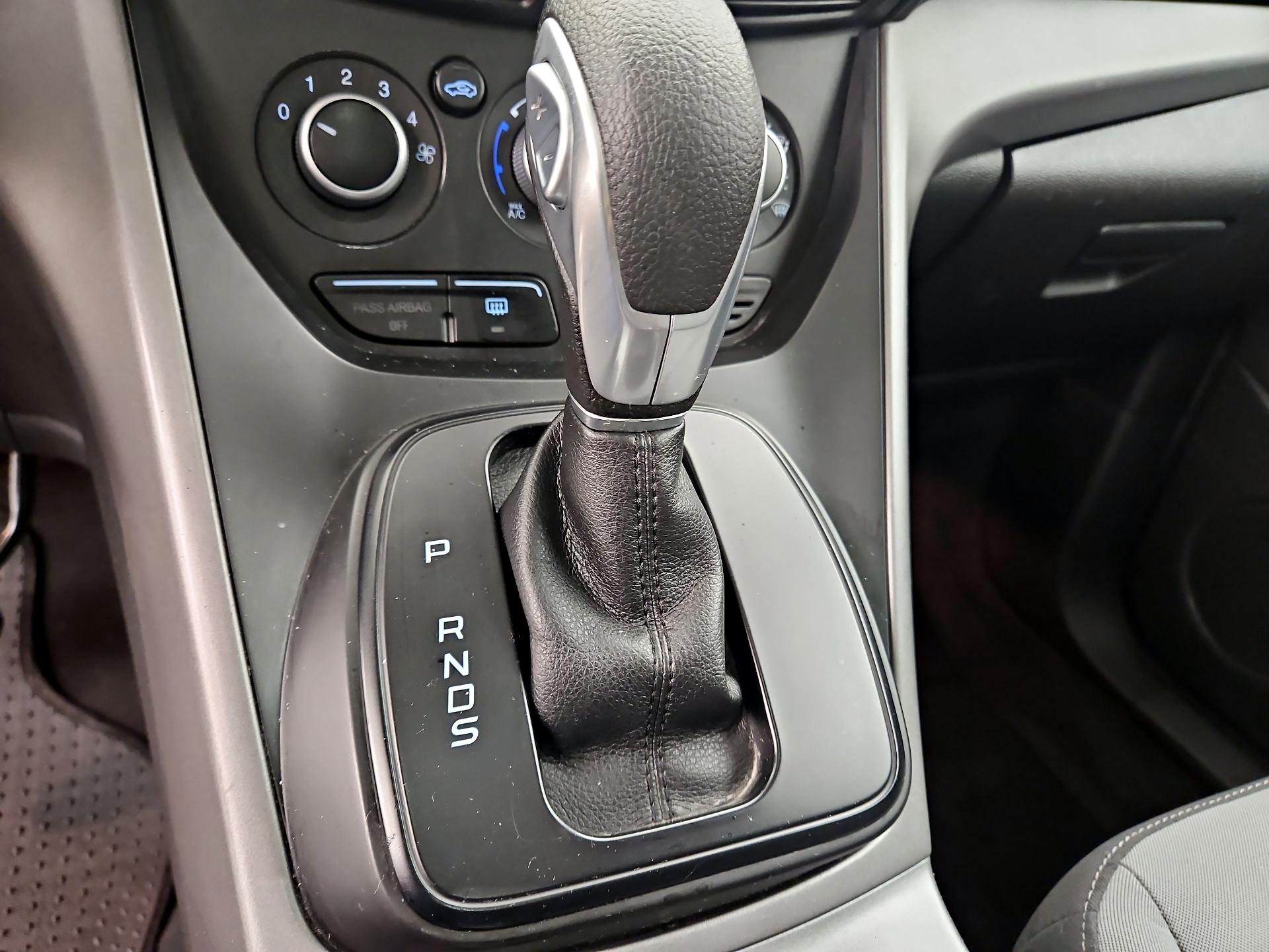 Thumbnail: 2014 Ford Escape - 17