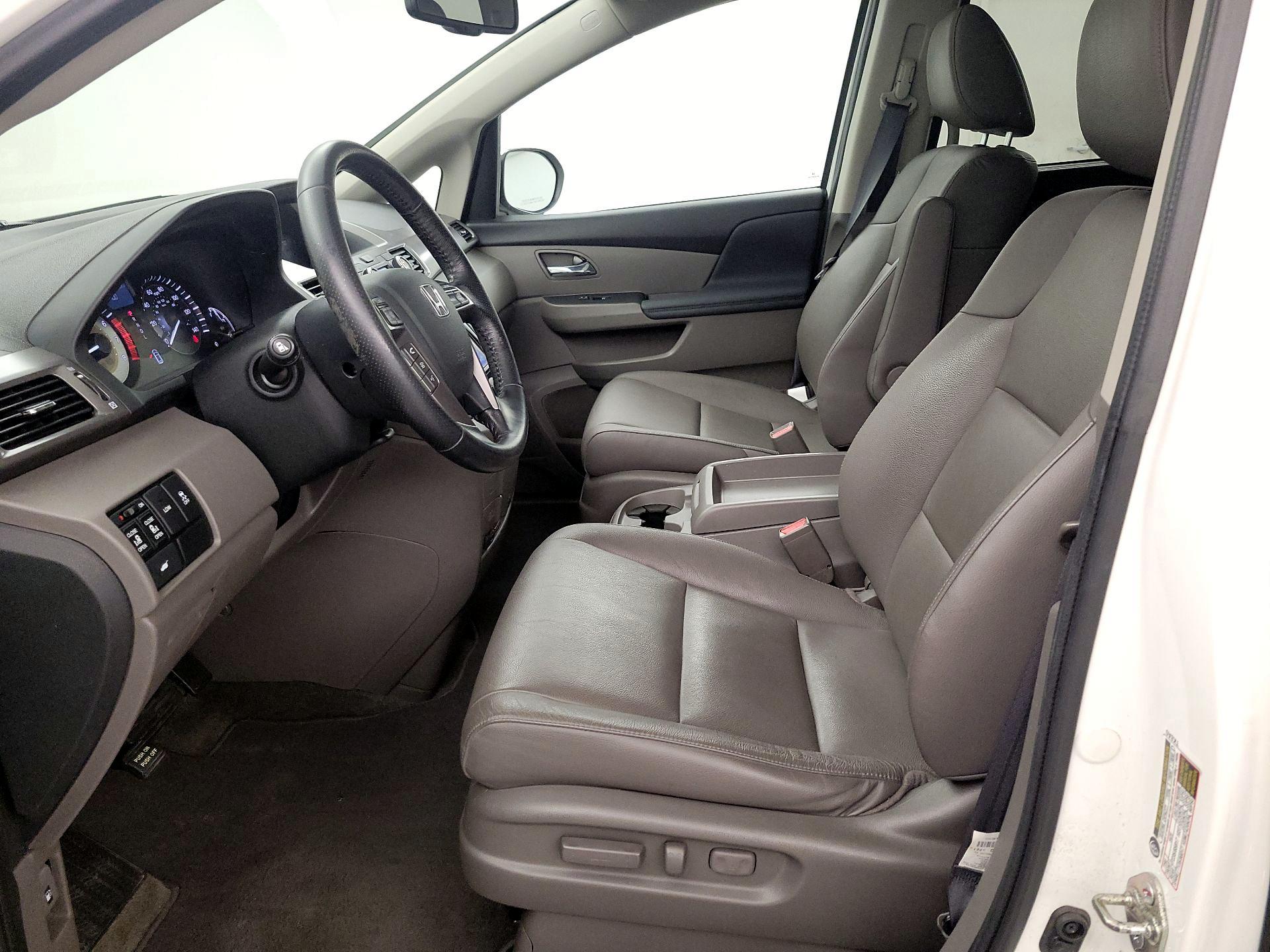 Thumbnail: 2016 Honda Odyssey - 11