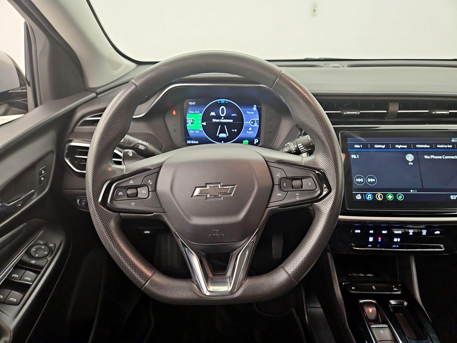 Thumbnail: 2023 Chevrolet Bolt EUV - 10