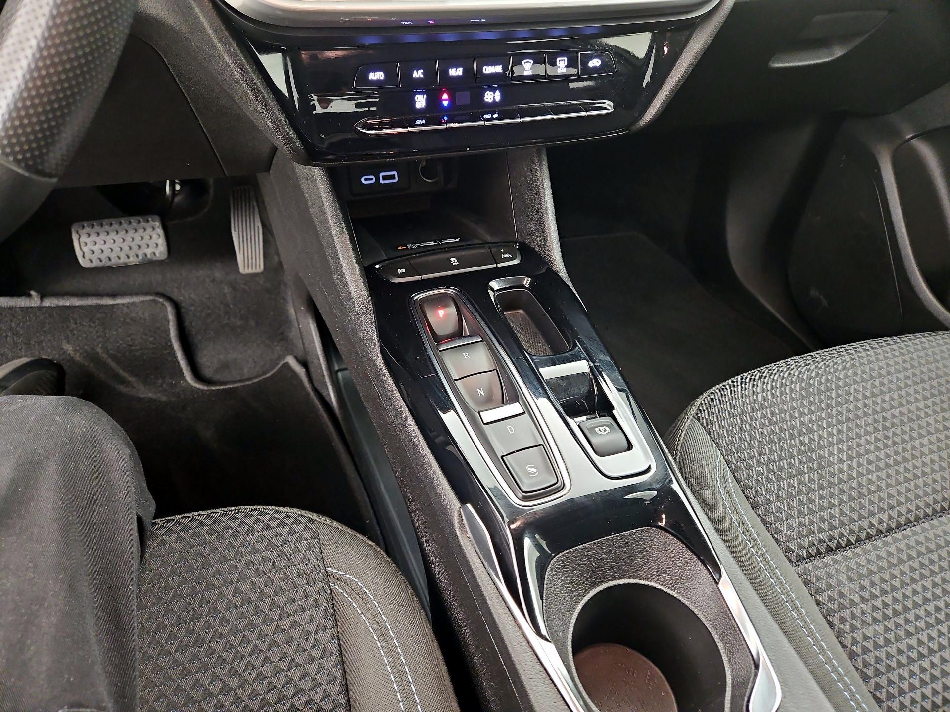 Thumbnail: 2023 Chevrolet Bolt EUV - 16