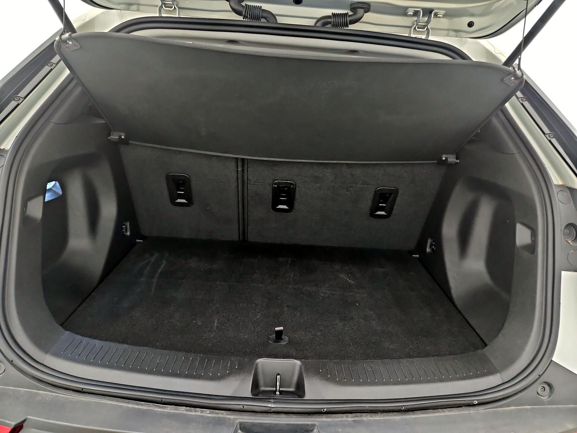 Thumbnail: 2023 Chevrolet Bolt EUV - 20