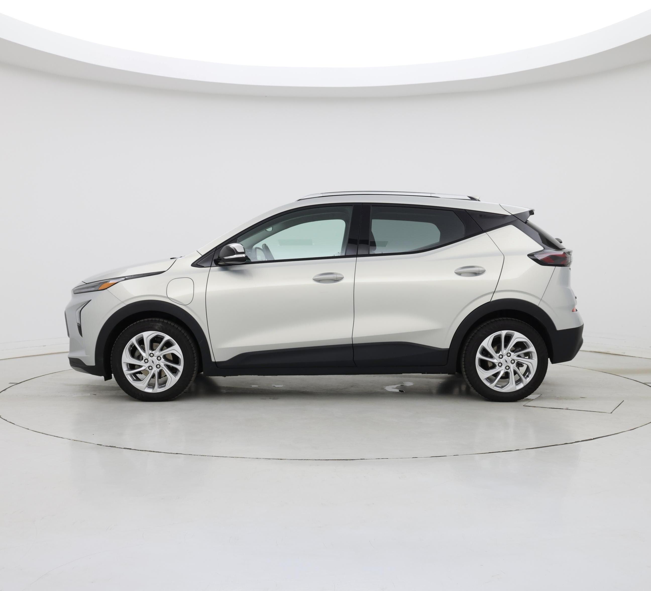Thumbnail: 2023 Chevrolet Bolt EUV - 3