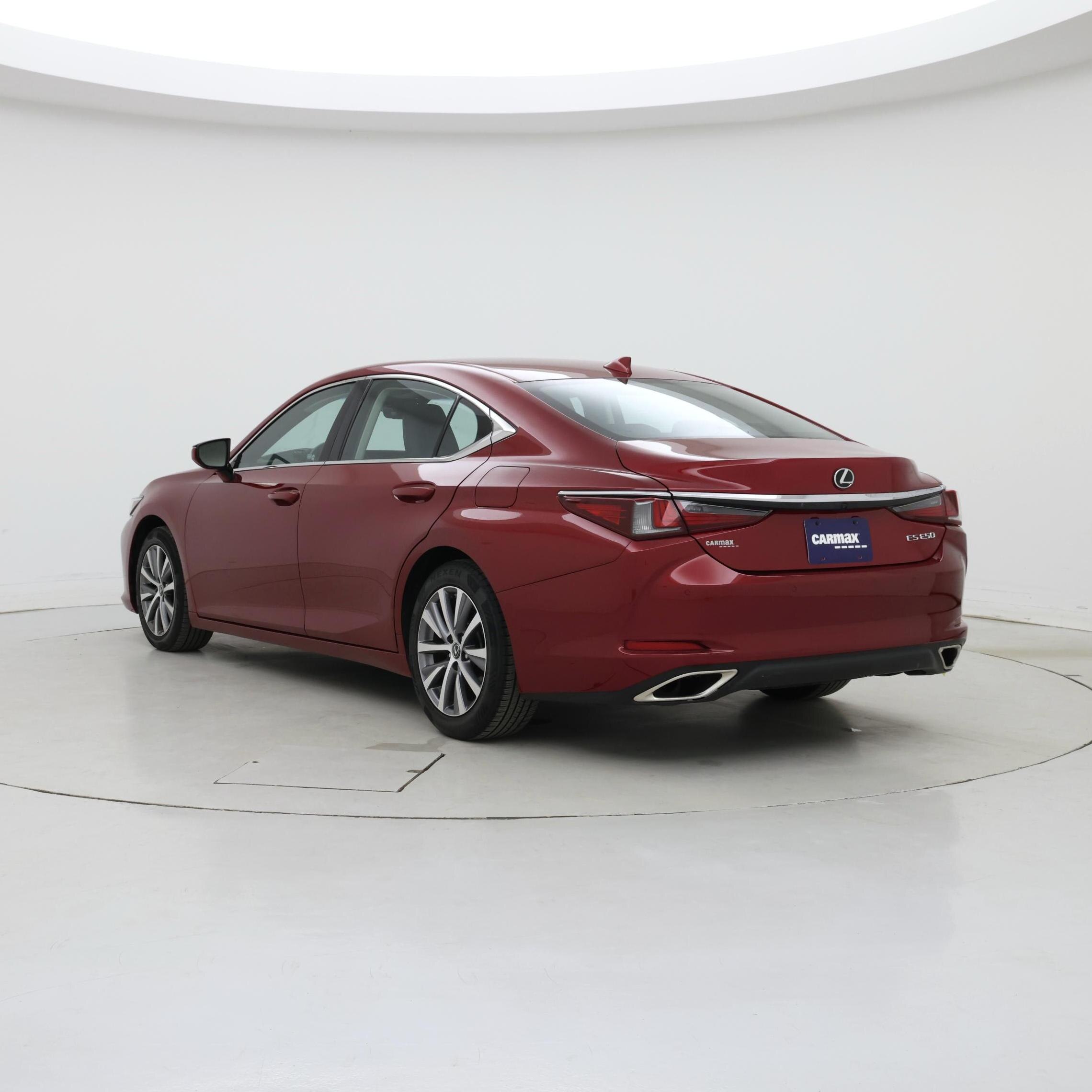 Thumbnail: 2020 Lexus ES - 2