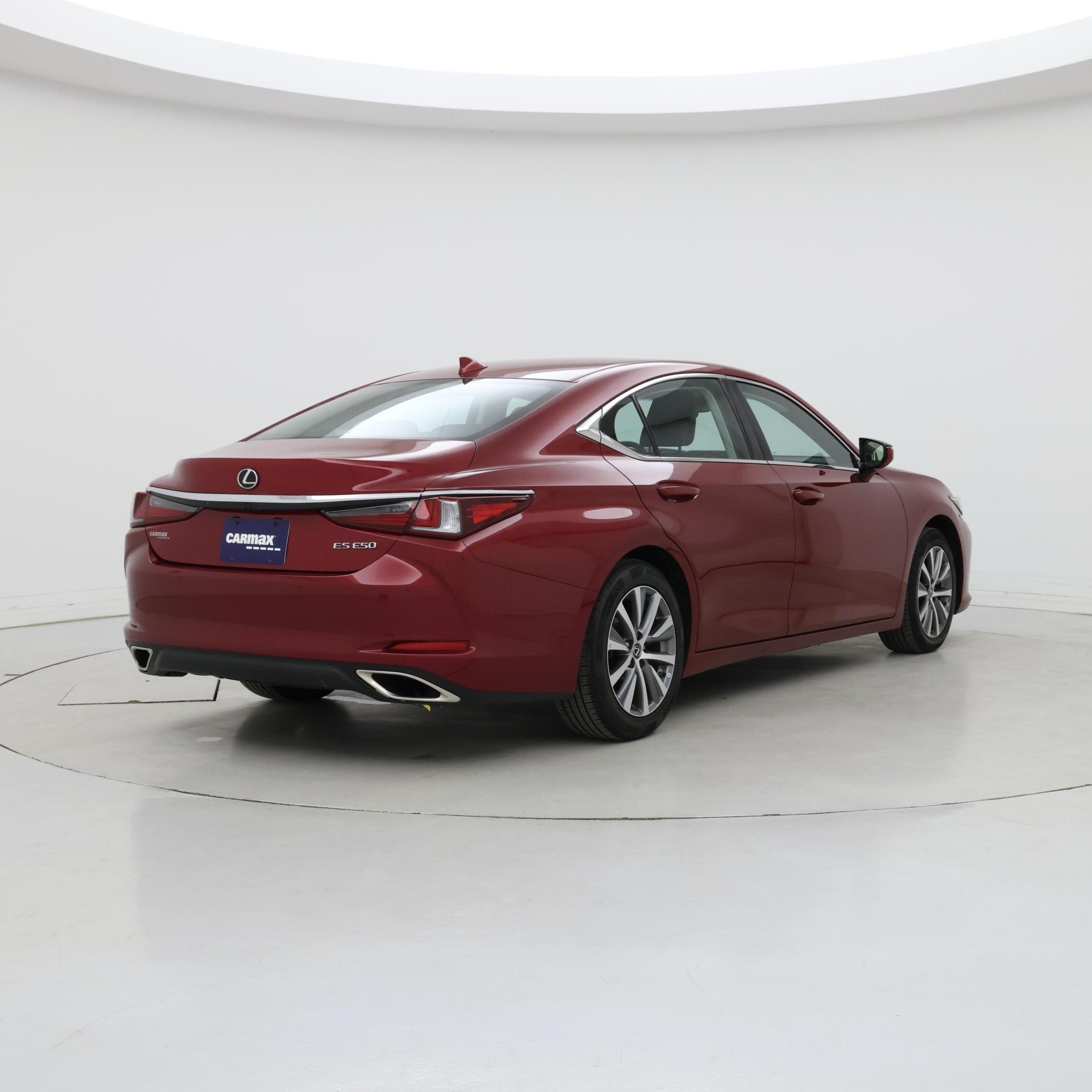 Thumbnail: 2020 Lexus ES - 8