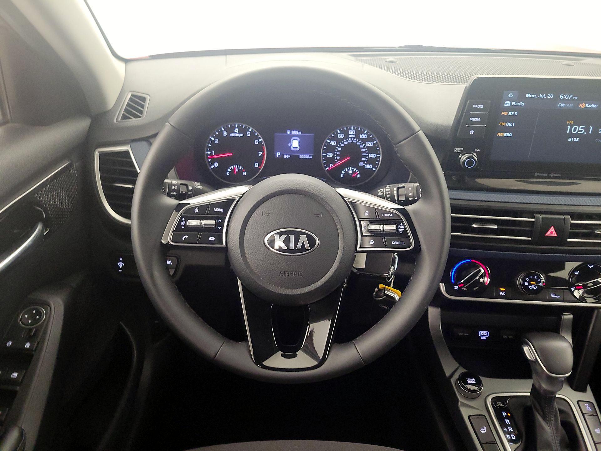 Thumbnail: 2021 Kia Seltos - 10