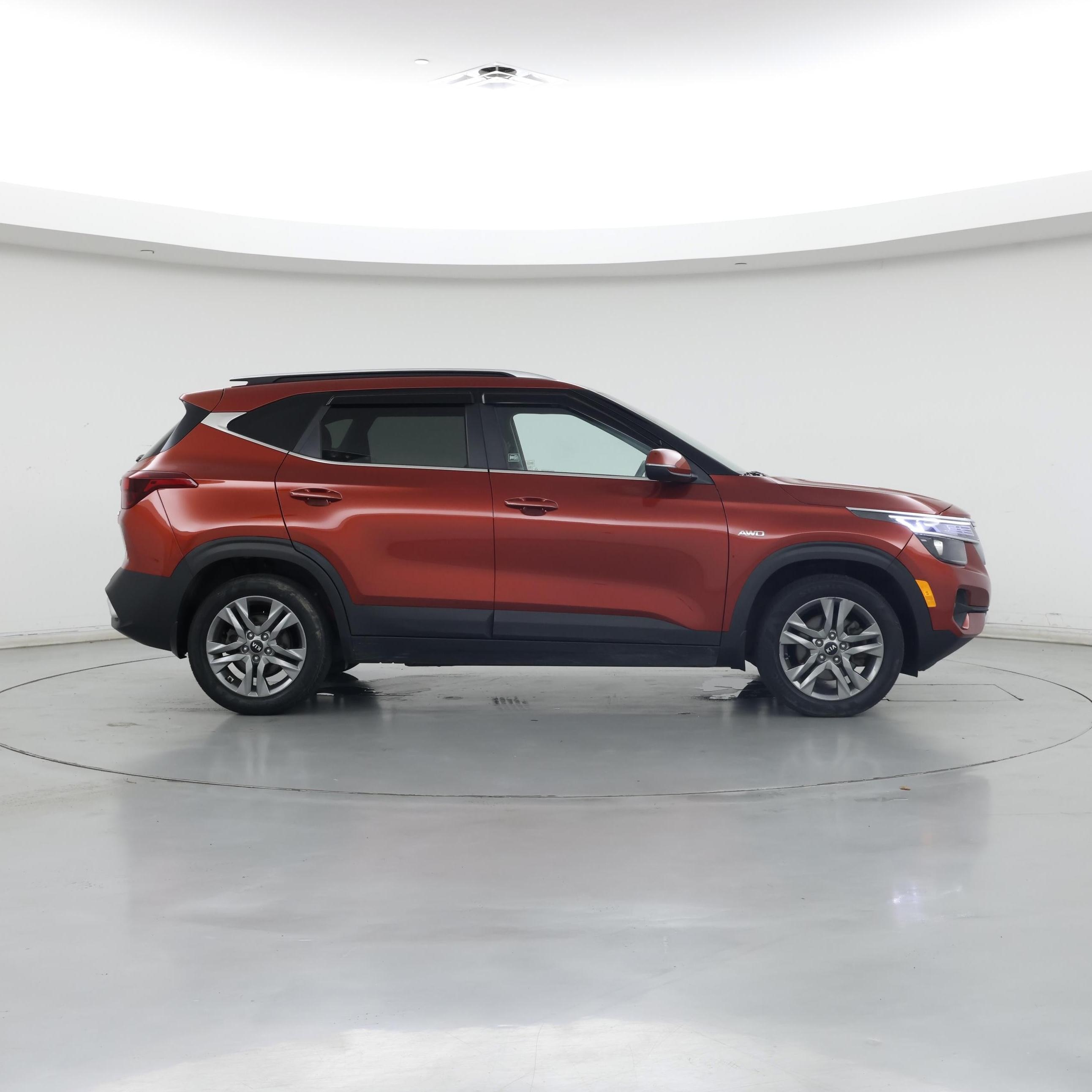 Thumbnail: 2021 Kia Seltos - 7