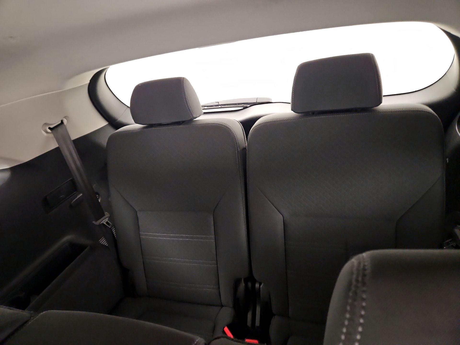 Thumbnail: 2019 Kia Sorento - 20
