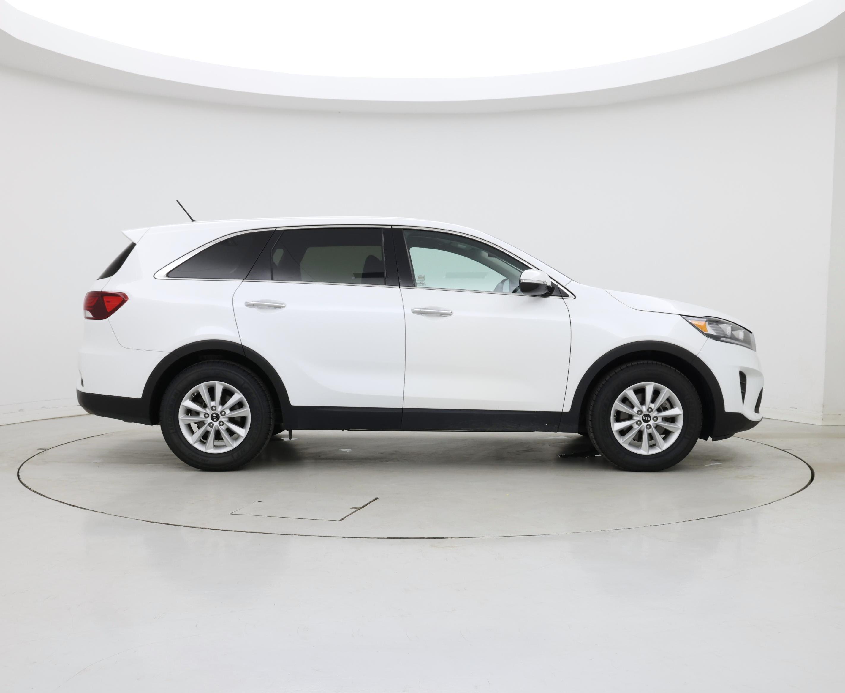Thumbnail: 2019 Kia Sorento - 7