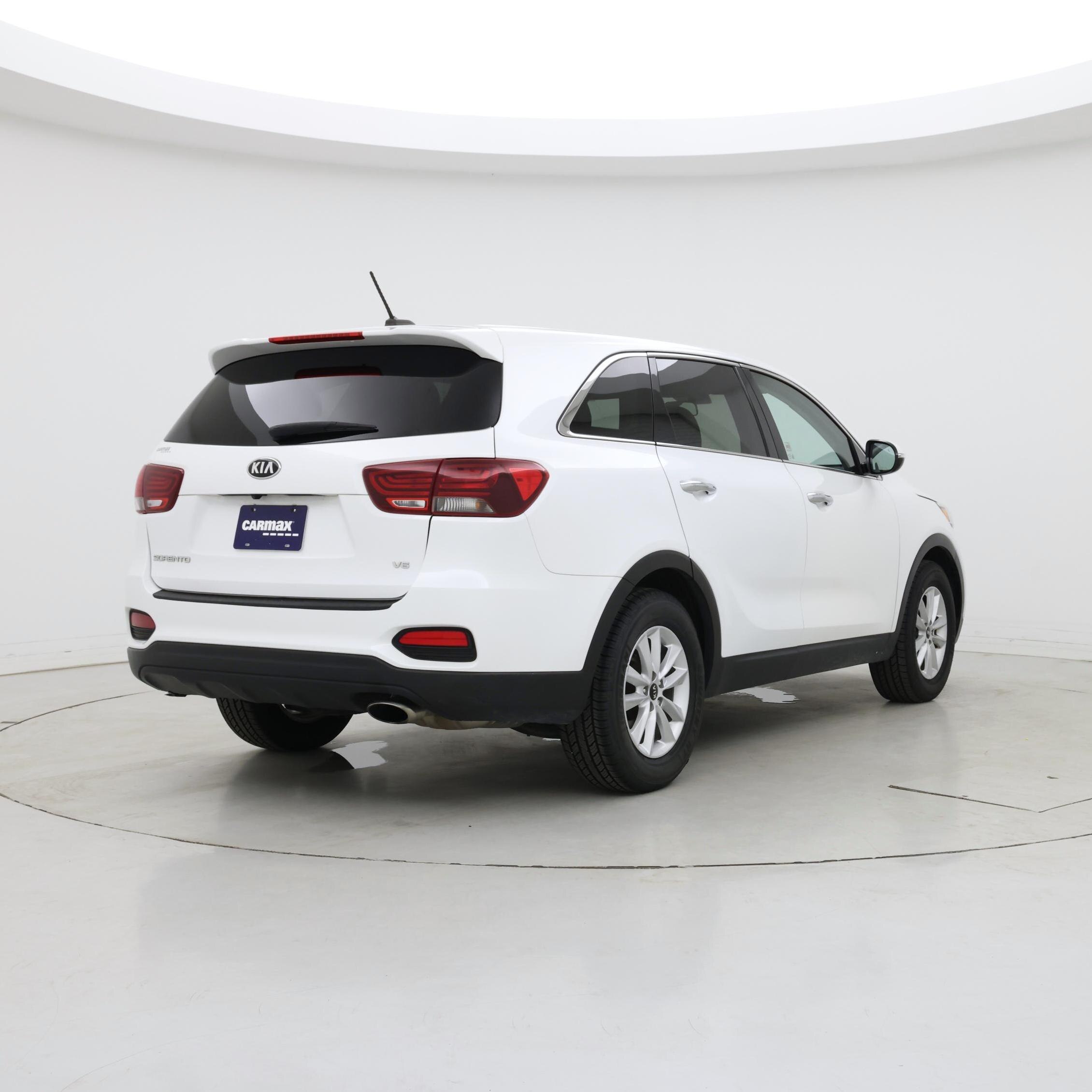 Thumbnail: 2019 Kia Sorento - 8