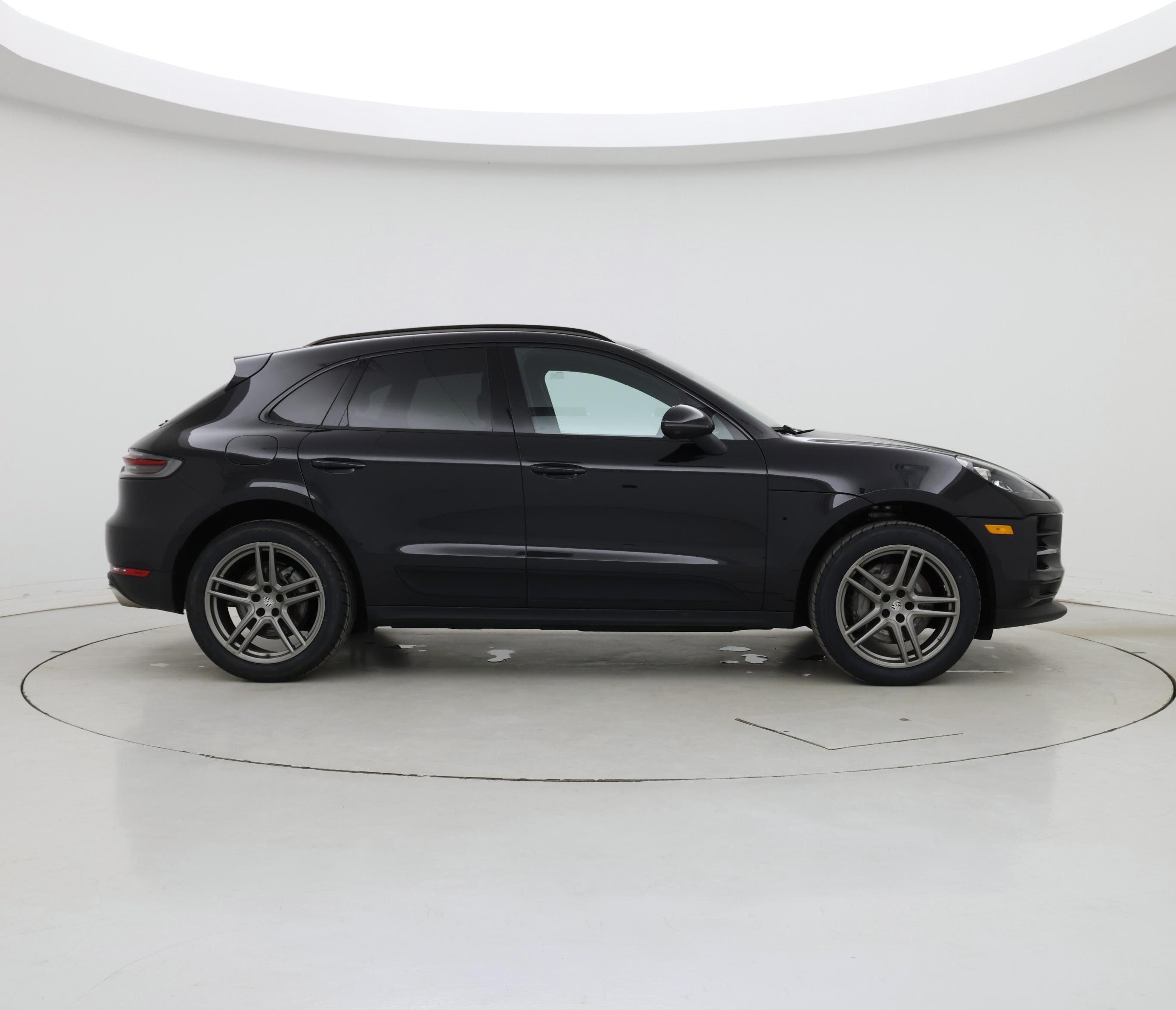Thumbnail: 2020 Porsche Macan - 7