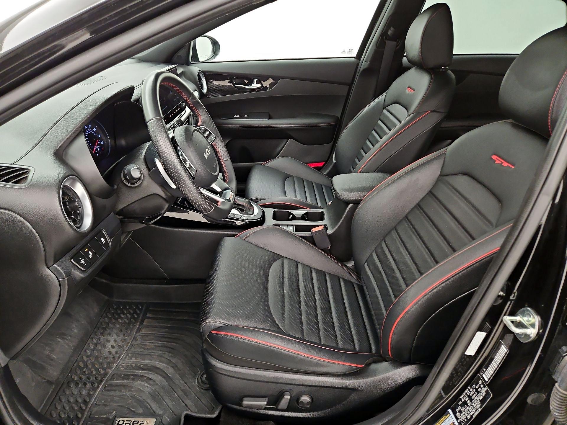 Thumbnail: 2023 Kia Forte - 11