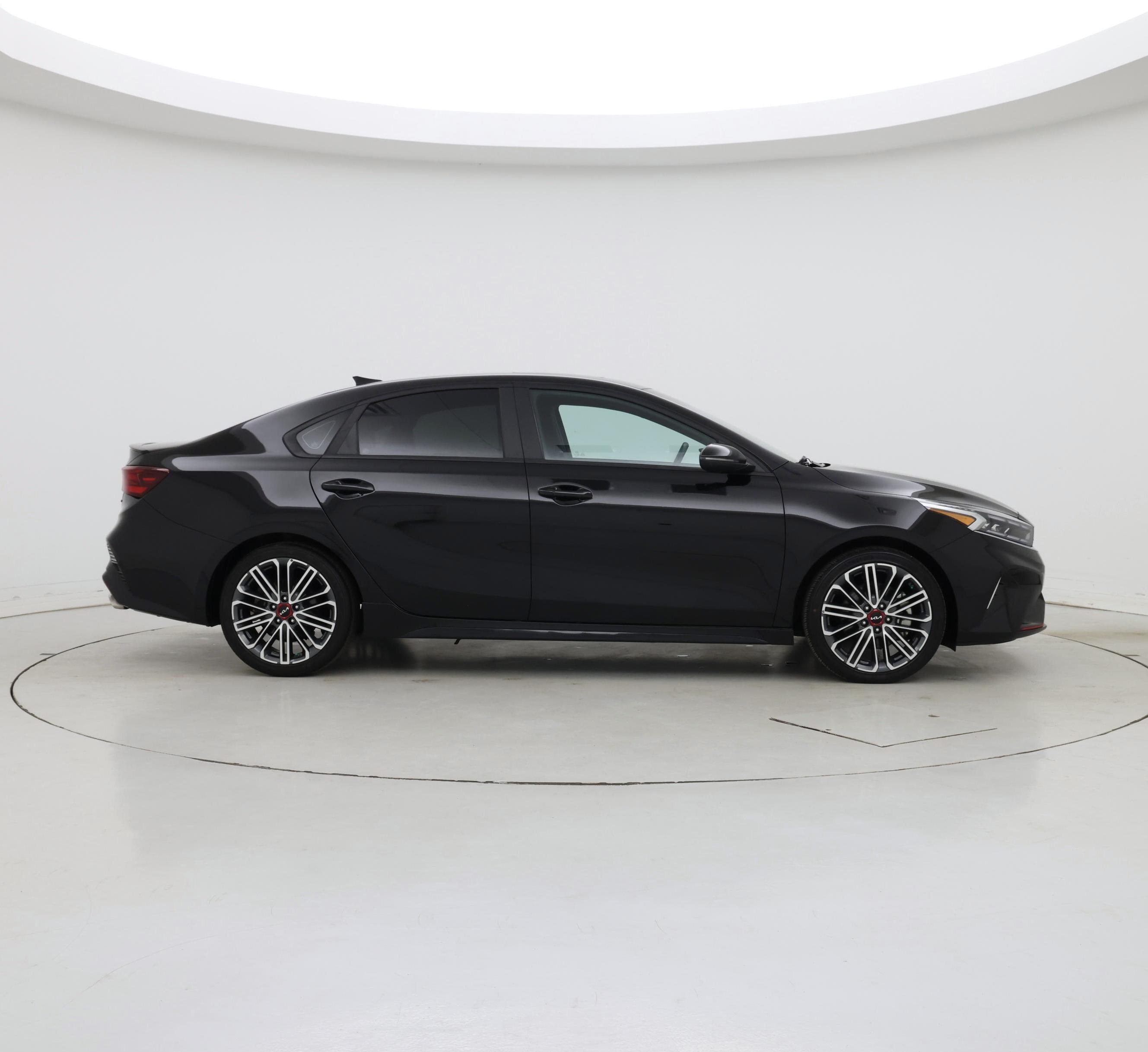 Thumbnail: 2023 Kia Forte - 7