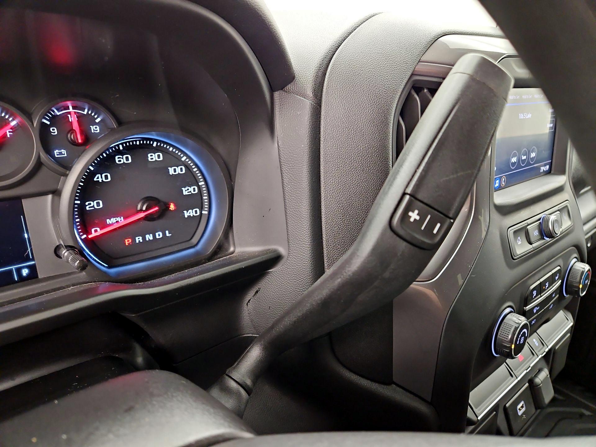 Thumbnail: 2020 Chevrolet Silverado 1500 - 17