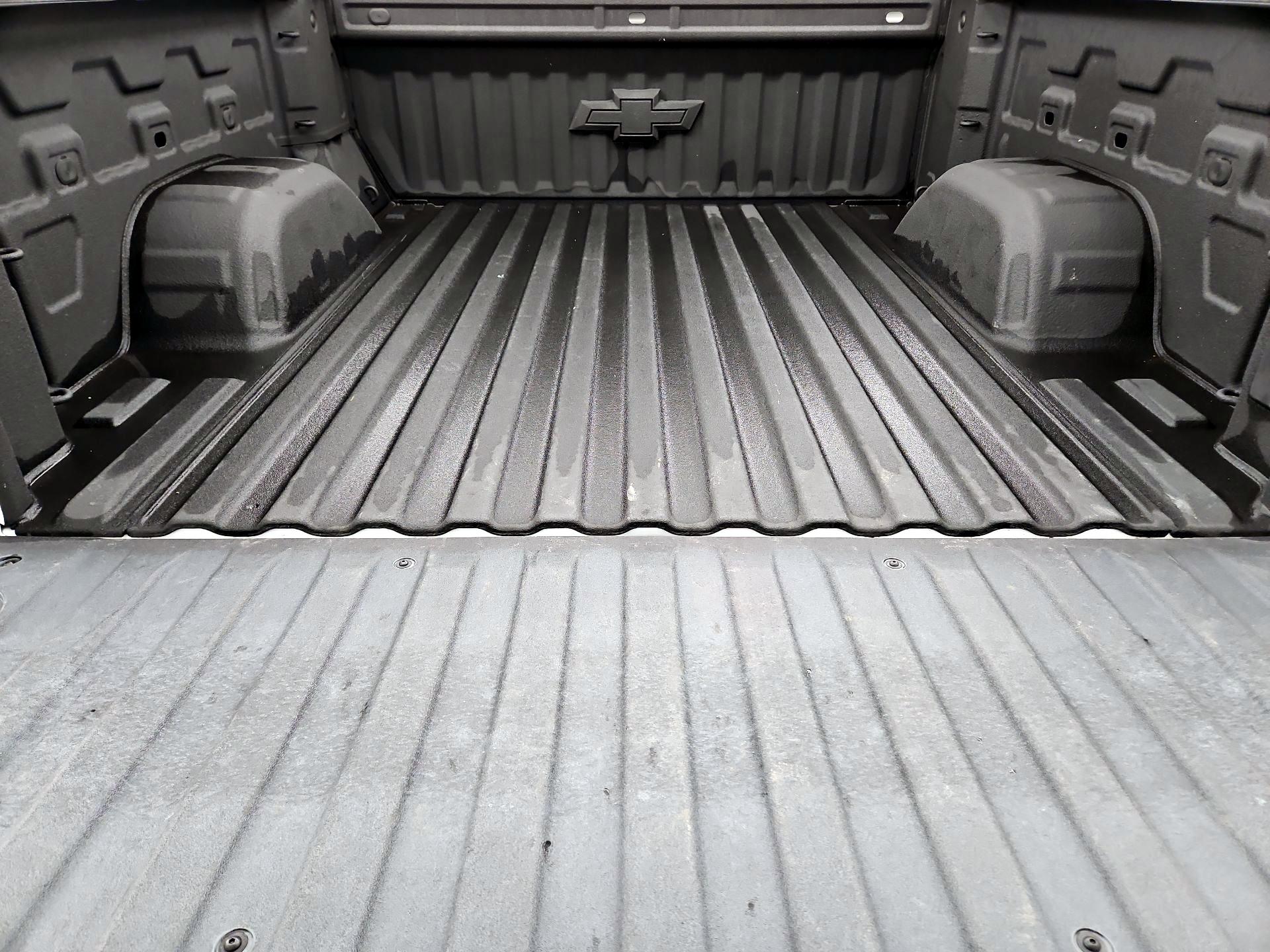 Thumbnail: 2020 Chevrolet Silverado 1500 - 20