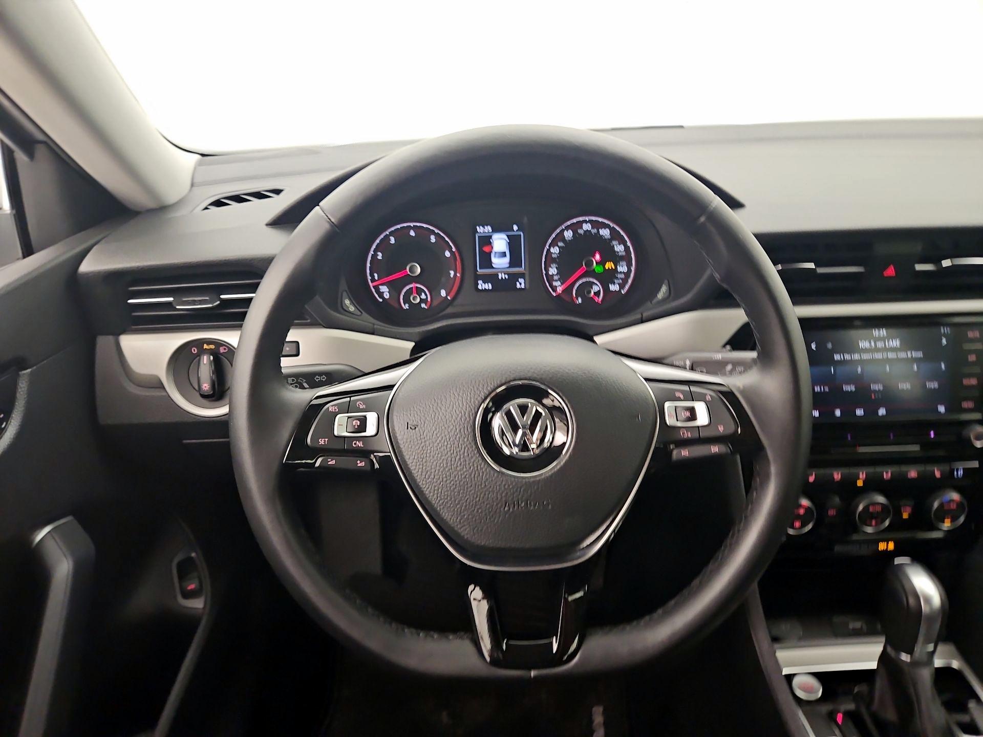 Thumbnail: 2020 Volkswagen Passat - 10