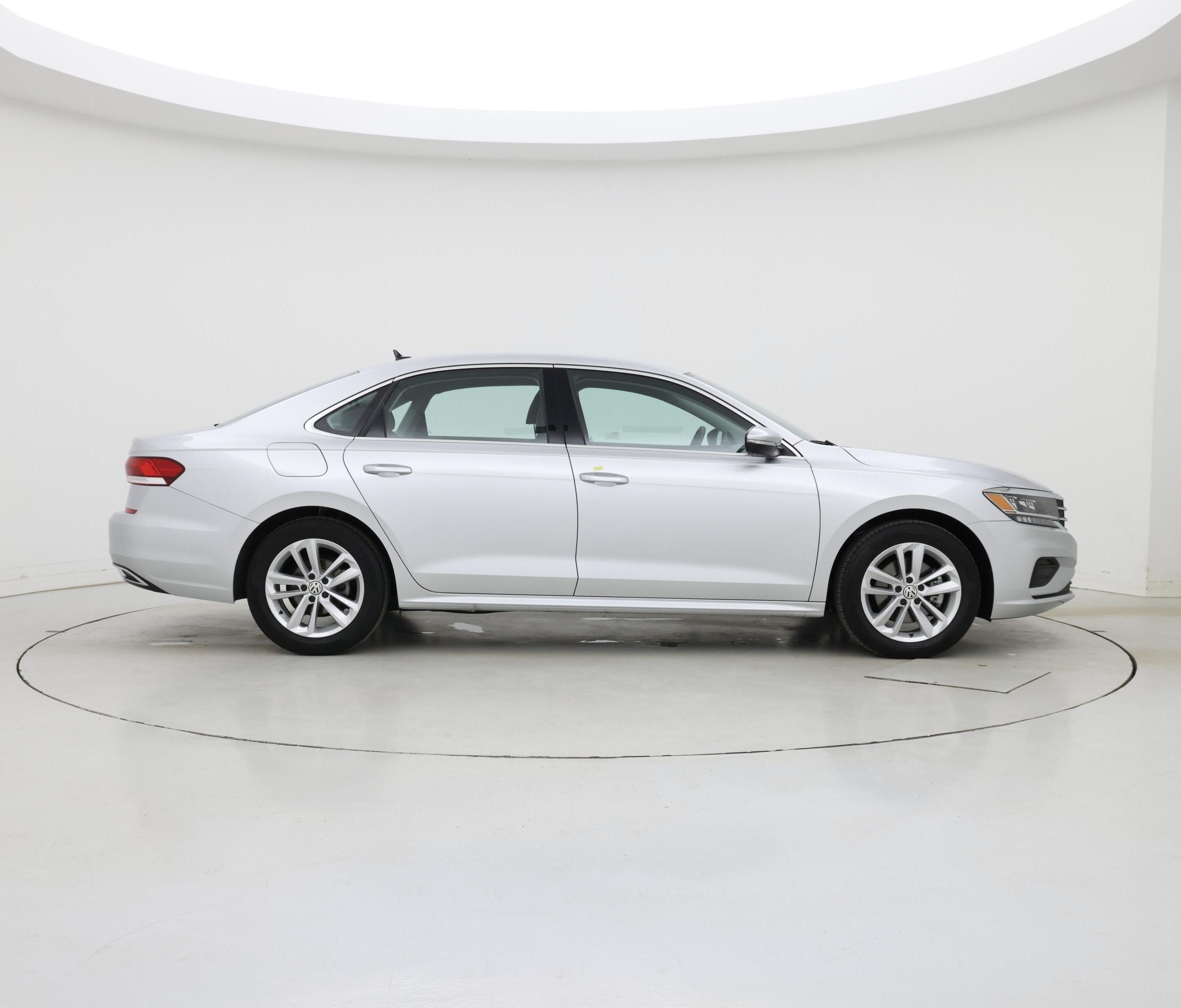 Thumbnail: 2020 Volkswagen Passat - 7