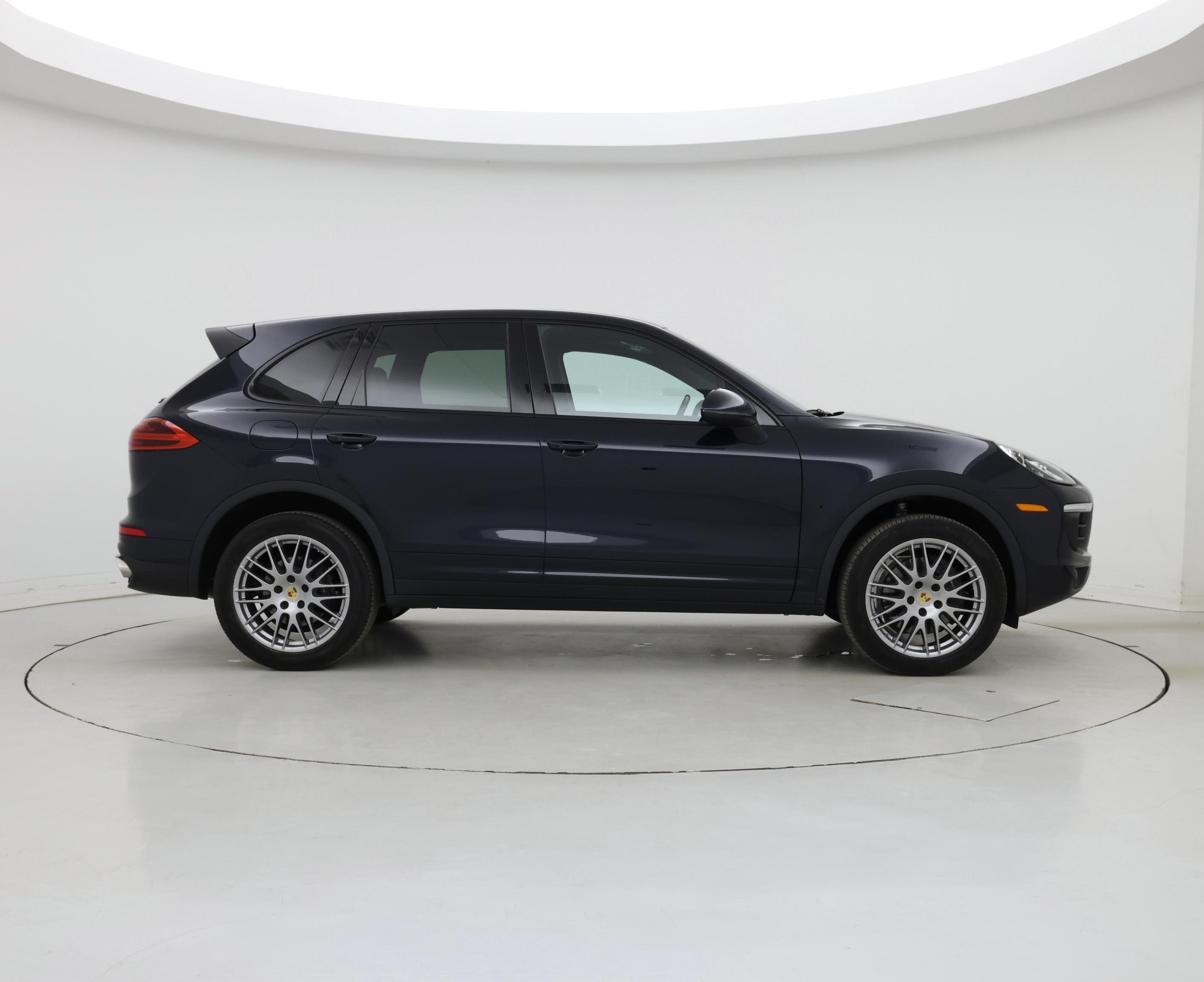 Thumbnail: 2018 Porsche Cayenne - 7