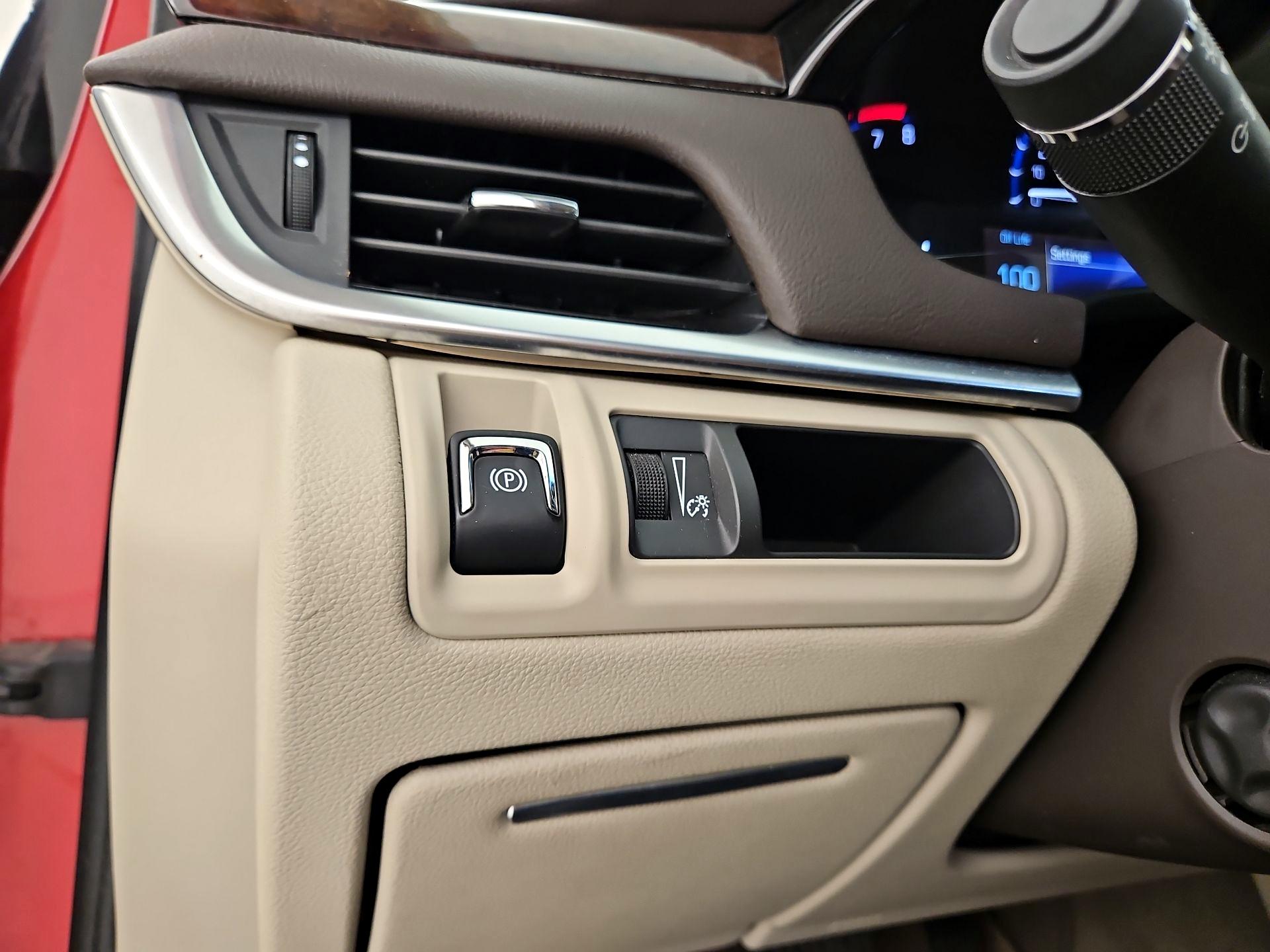 Thumbnail: 2014 Cadillac XTS - 13