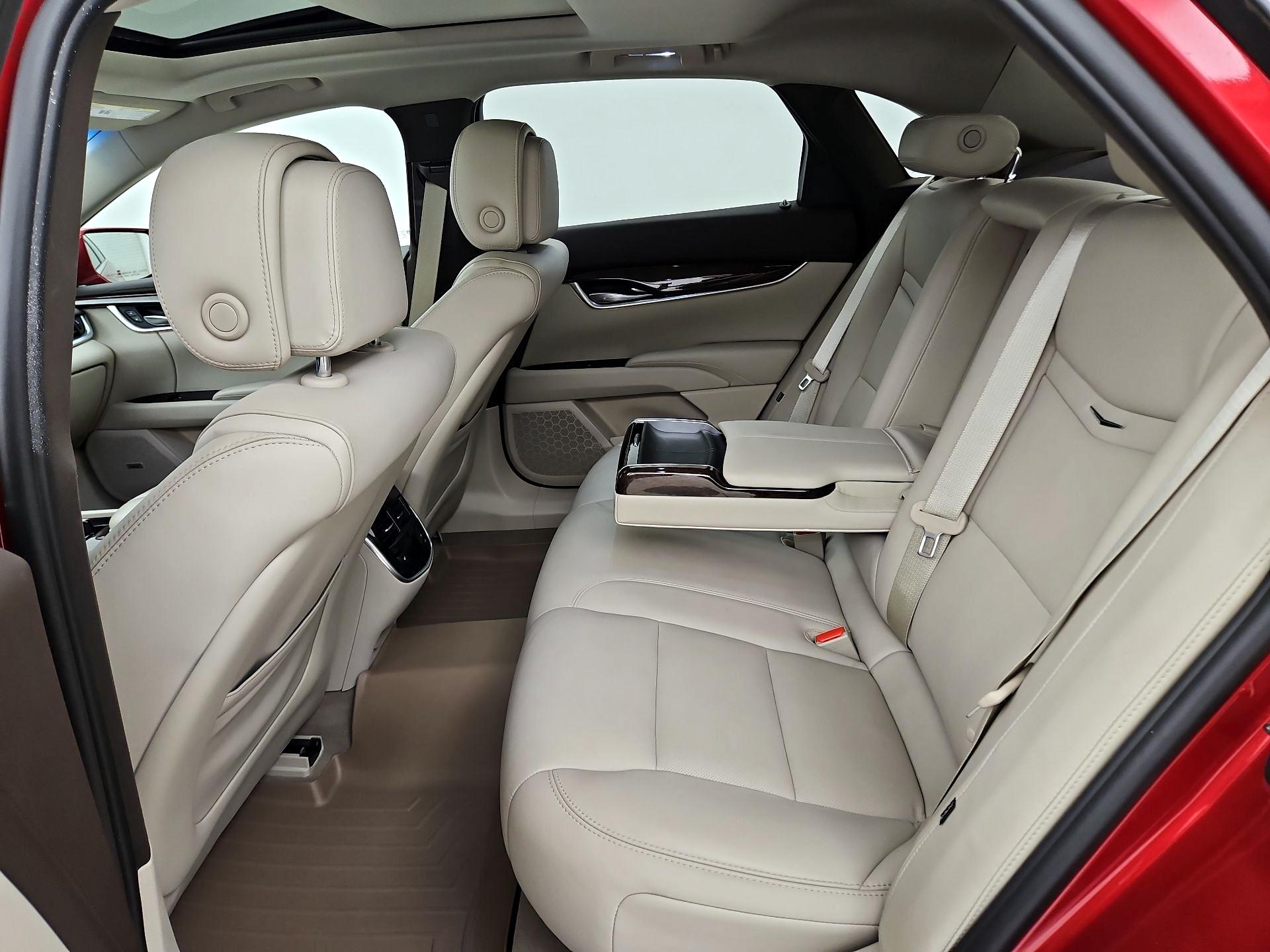 Thumbnail: 2014 Cadillac XTS - 20