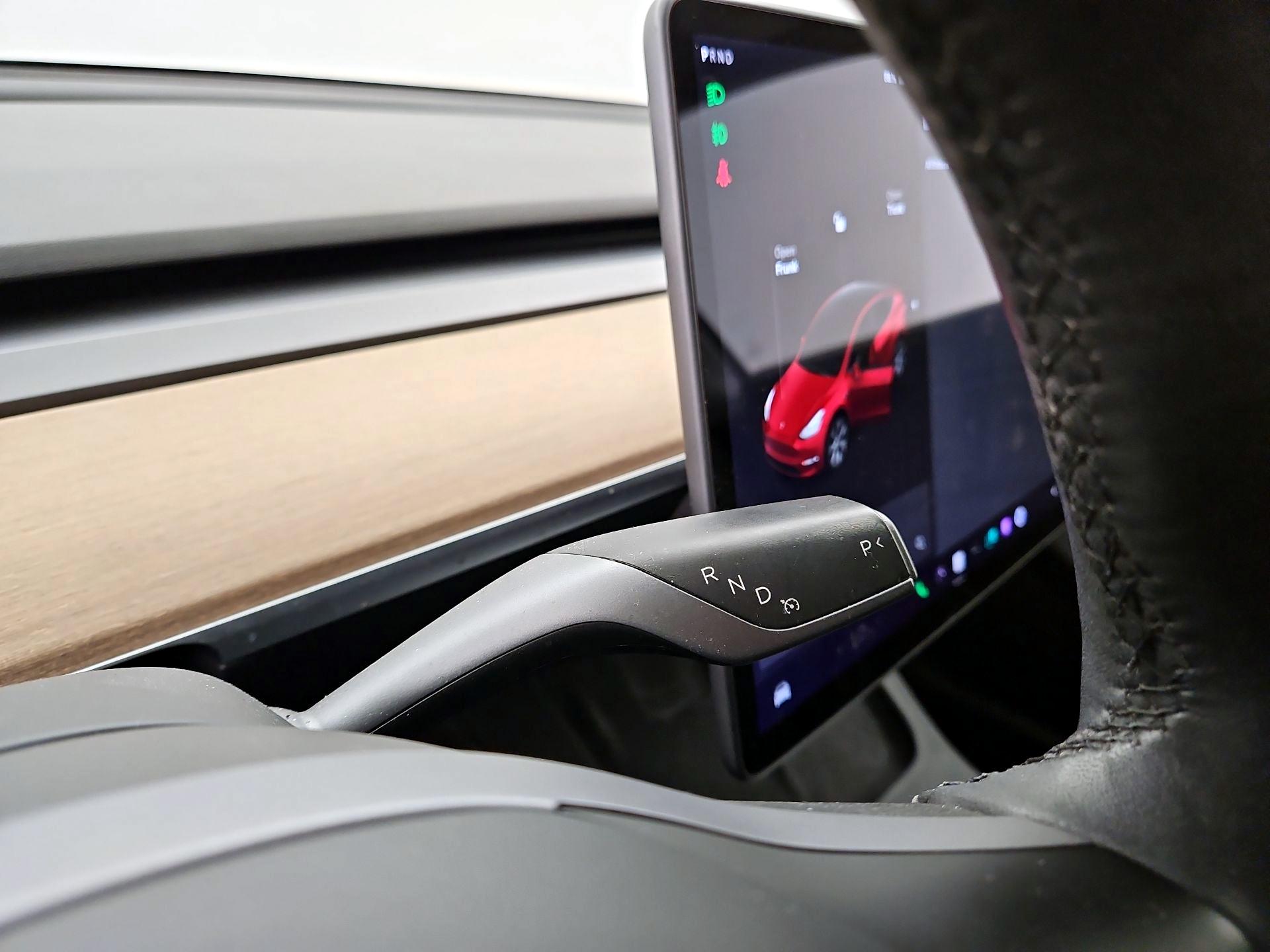 Thumbnail: 2021 Tesla Model Y - 17