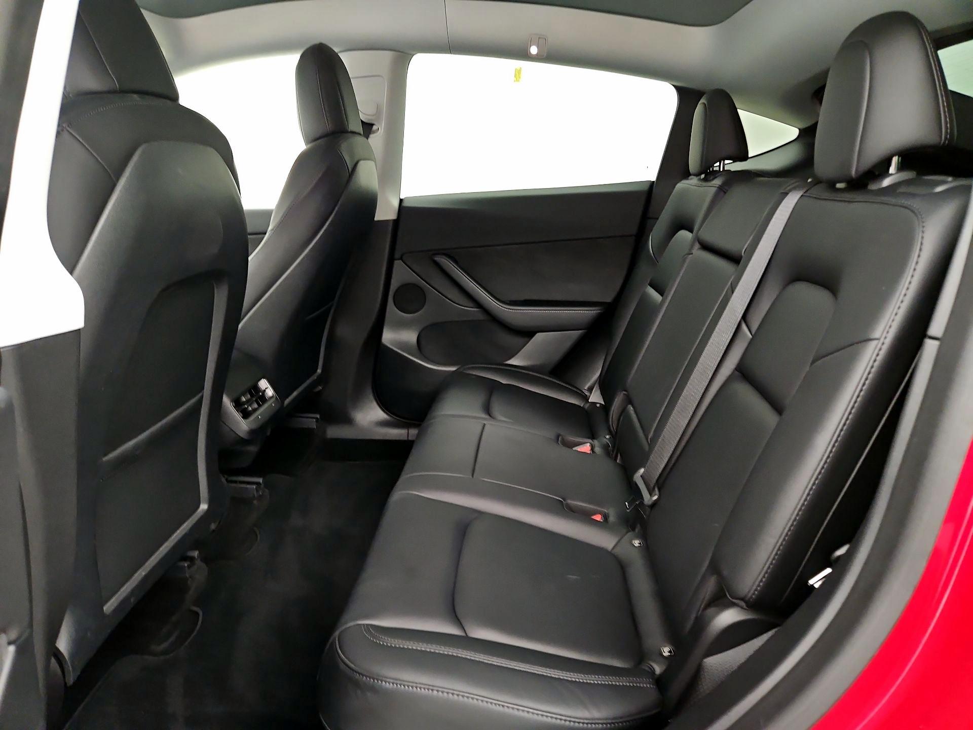 Thumbnail: 2021 Tesla Model Y - 19